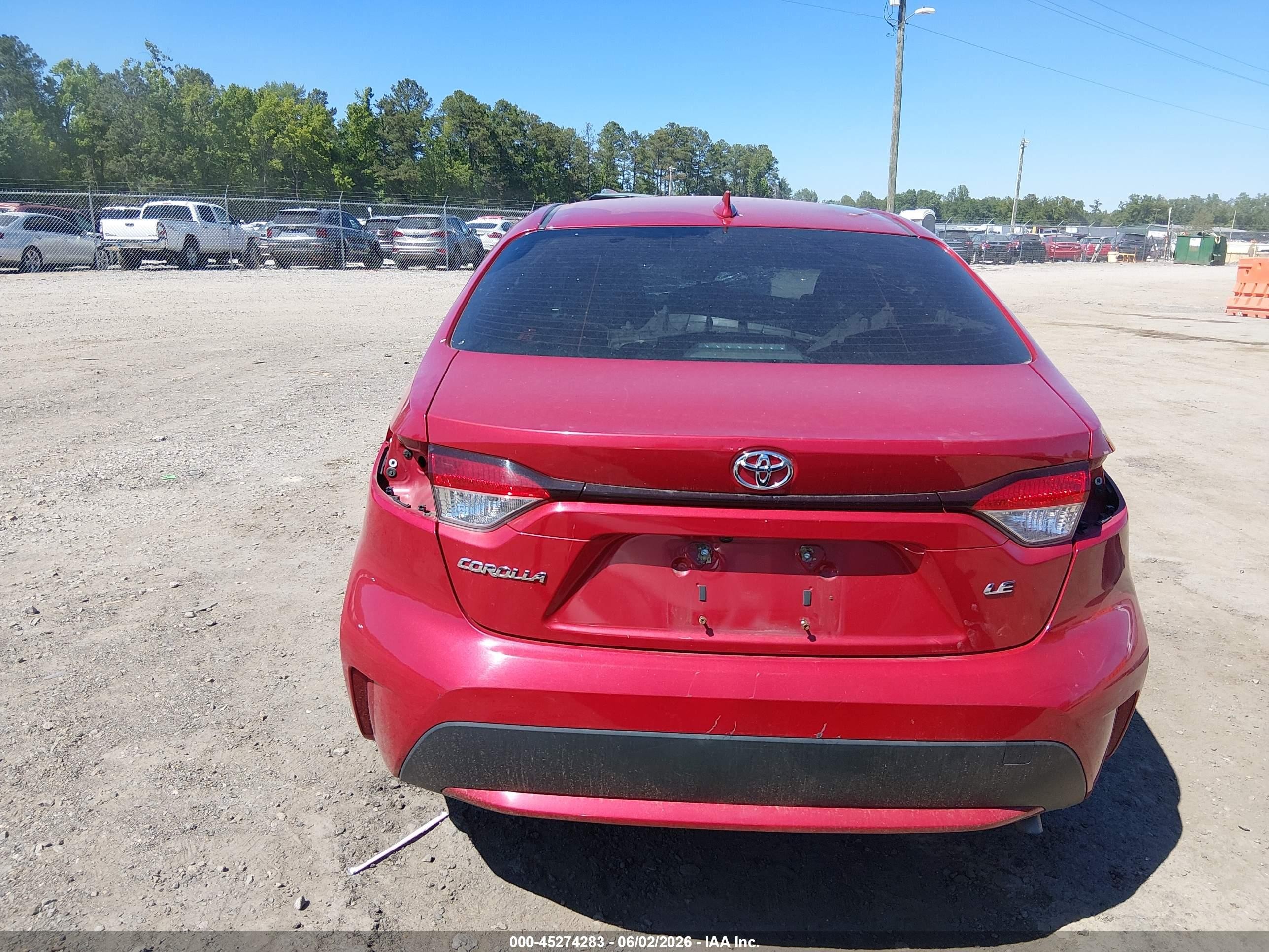 2020 Toyota Corolla Le Красный vin: JTDEPRAE4LJ100777