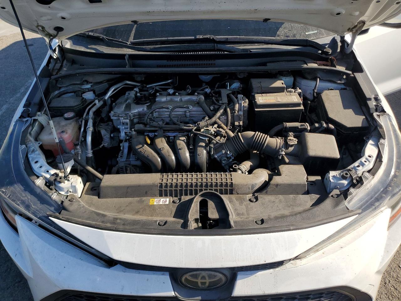 2020 Toyota Corolla Le White vin: JTDEPRAE5LJ044204