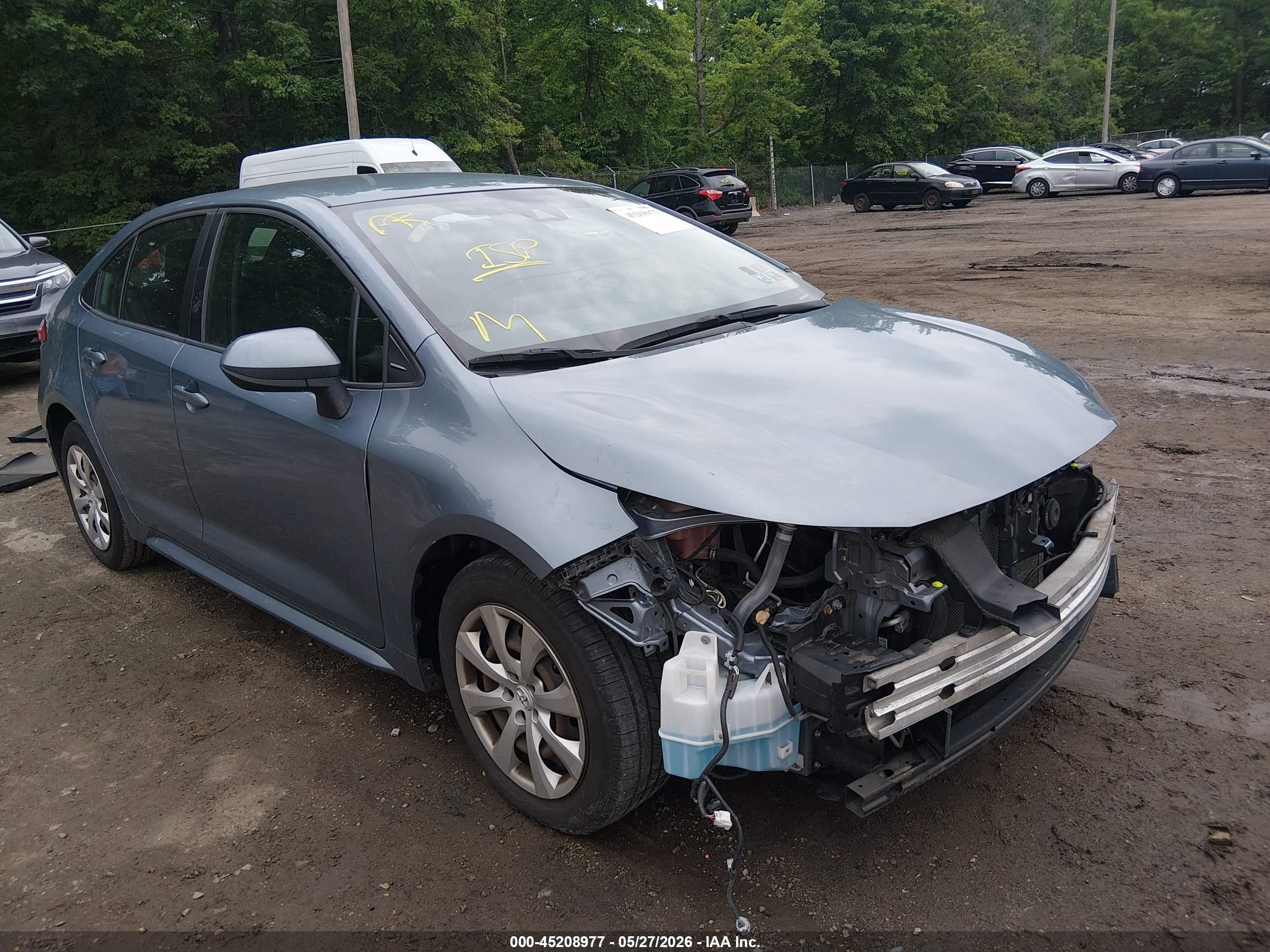 2020 Toyota Corolla Le Light Blue vin: JTDEPRAE6LJ001815