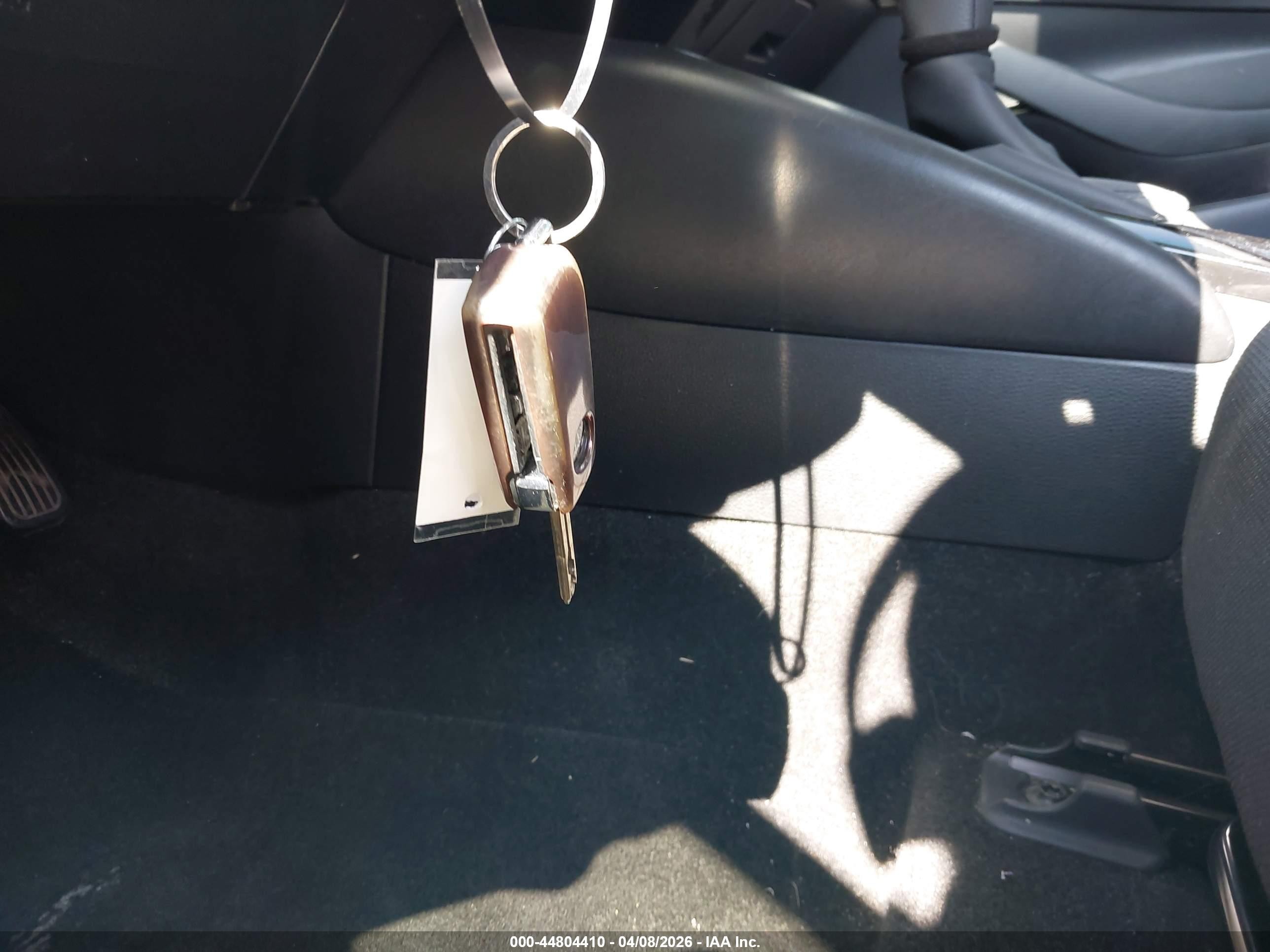 2020 Toyota Corolla Le Silver vin: JTDEPRAE6LJ097574