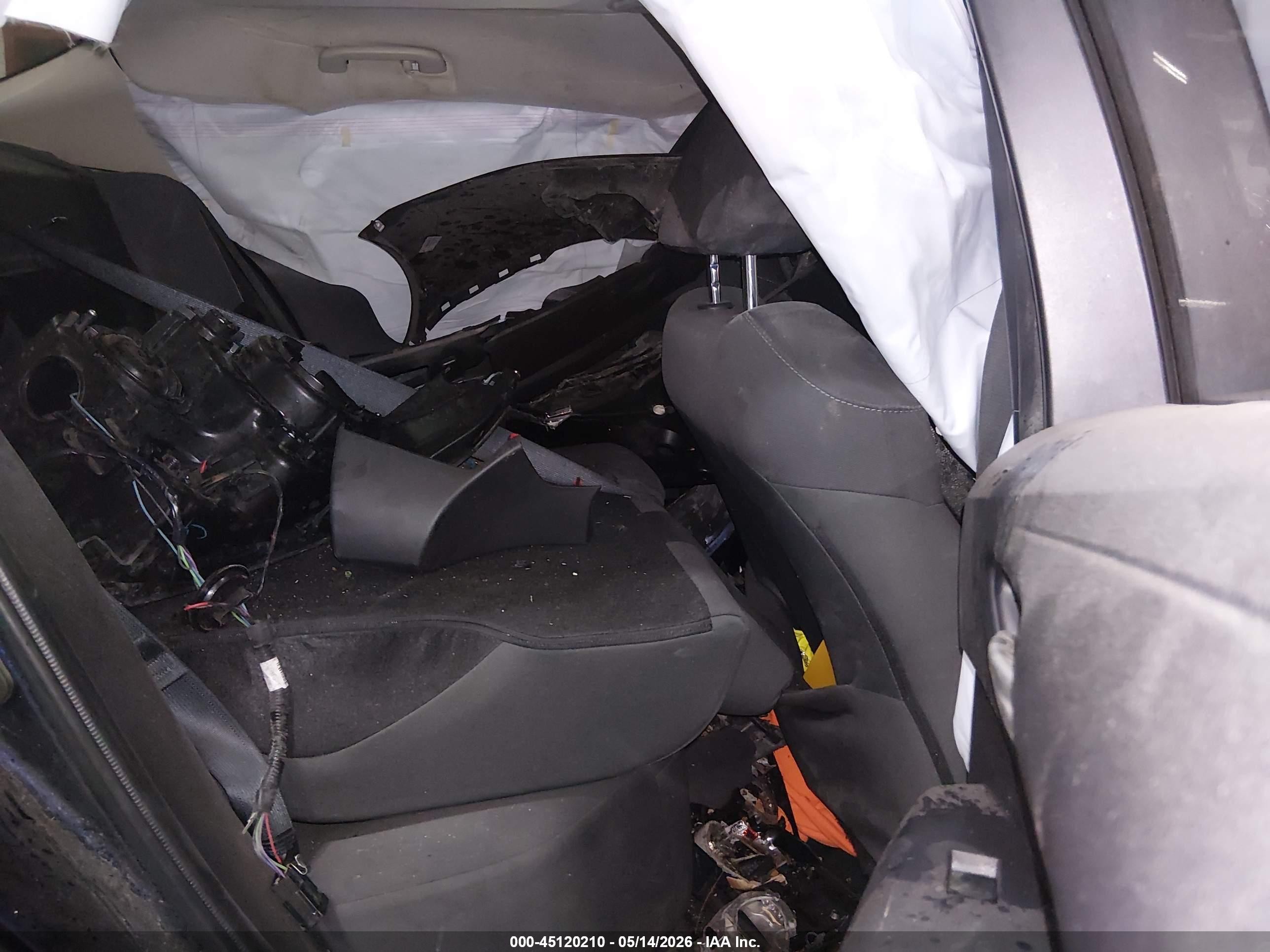 2020 Toyota Corolla Le Blue vin: JTDEPRAE7LJ079603