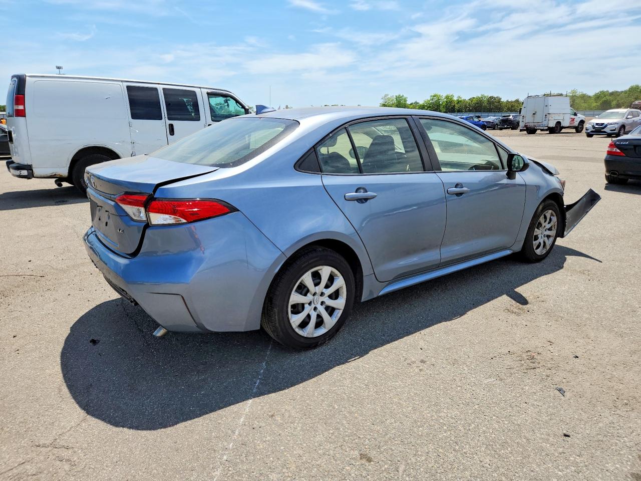 2020 Toyota Corolla Le Blue vin: JTDEPRAE9LJ034601