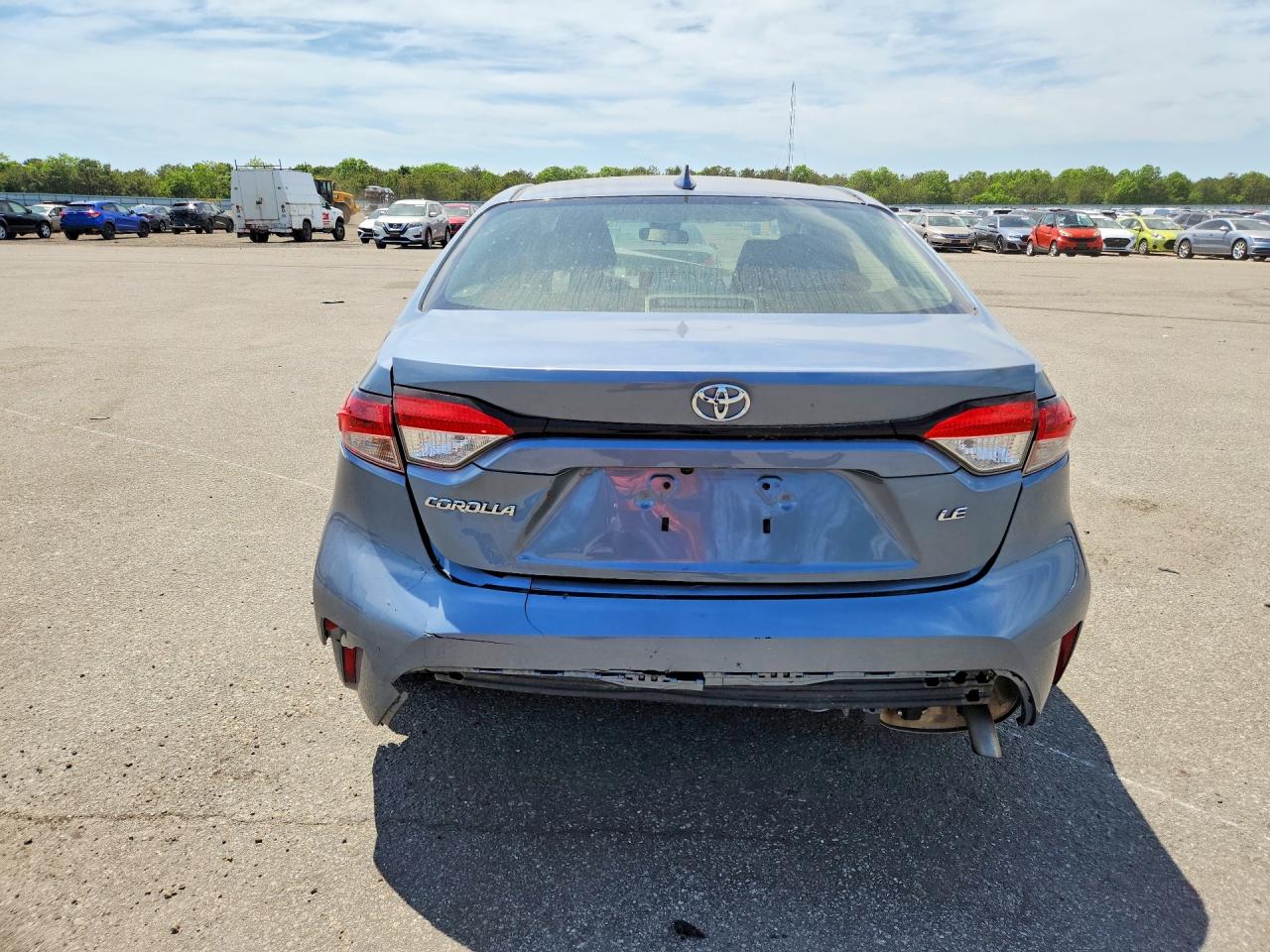2020 Toyota Corolla Le Blue vin: JTDEPRAE9LJ034601
