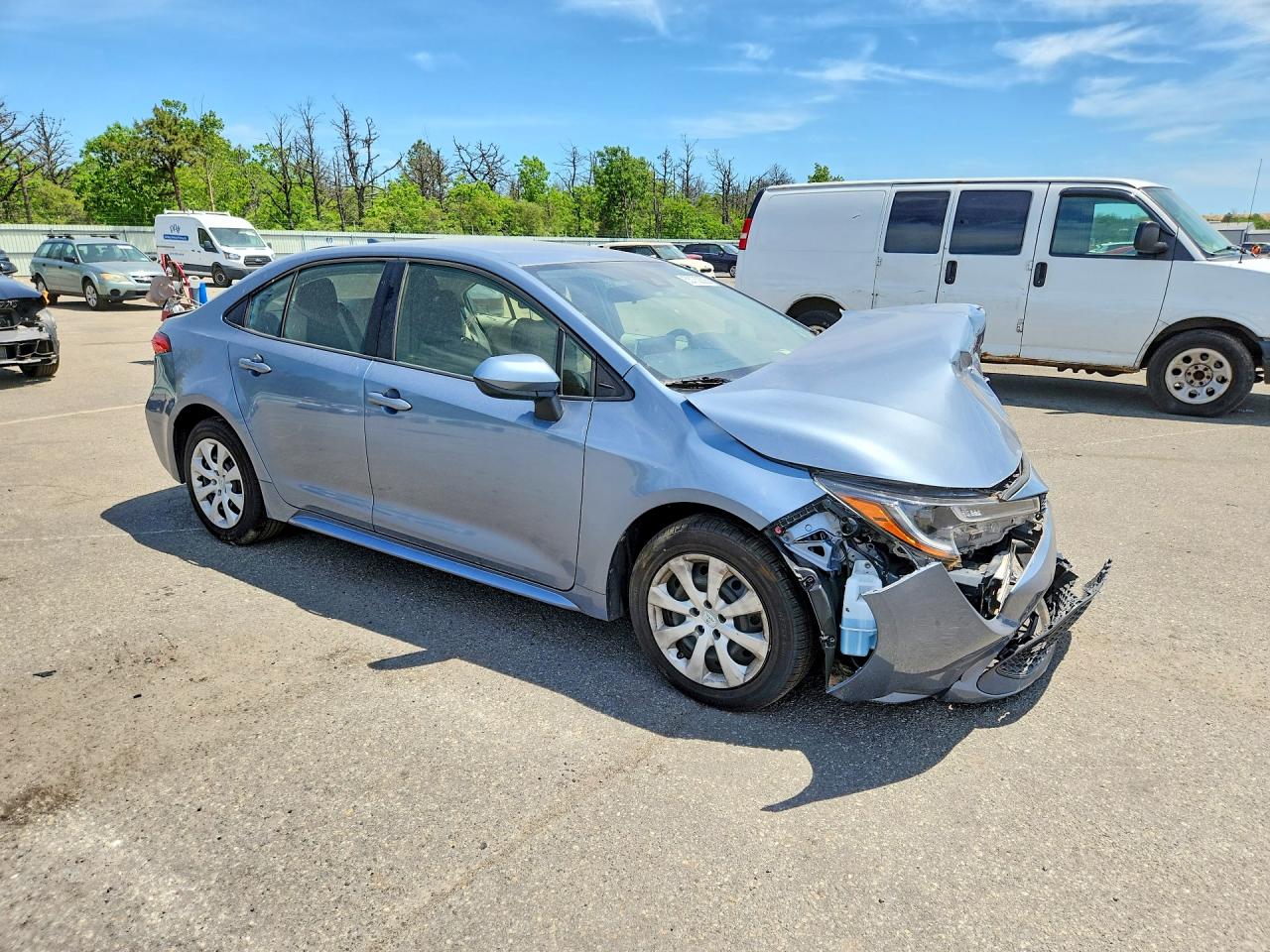 2020 Toyota Corolla Le Blue vin: JTDEPRAE9LJ034601