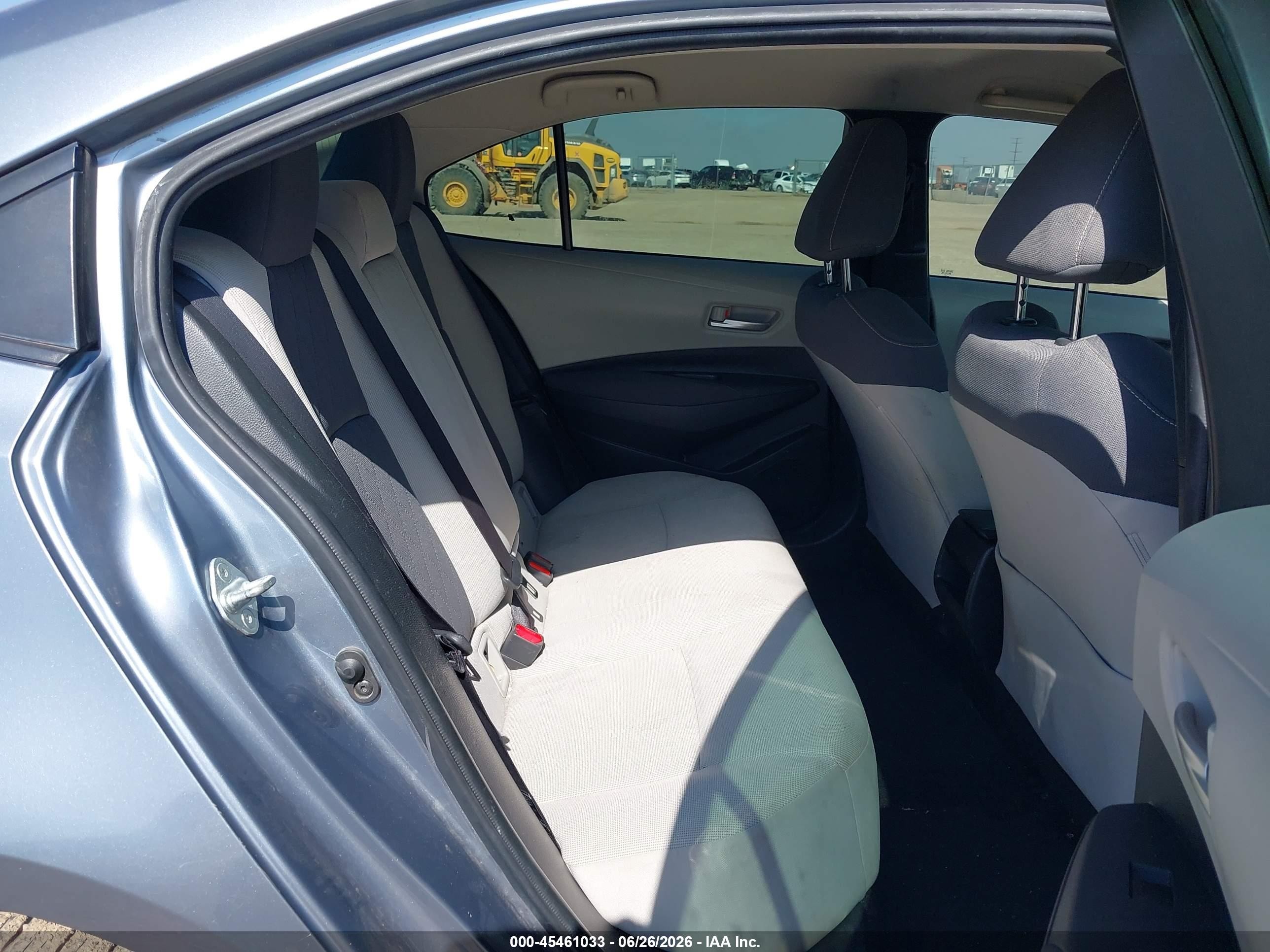 2020 Toyota Corolla Le Blue vin: JTDEPRAE9LJ073351