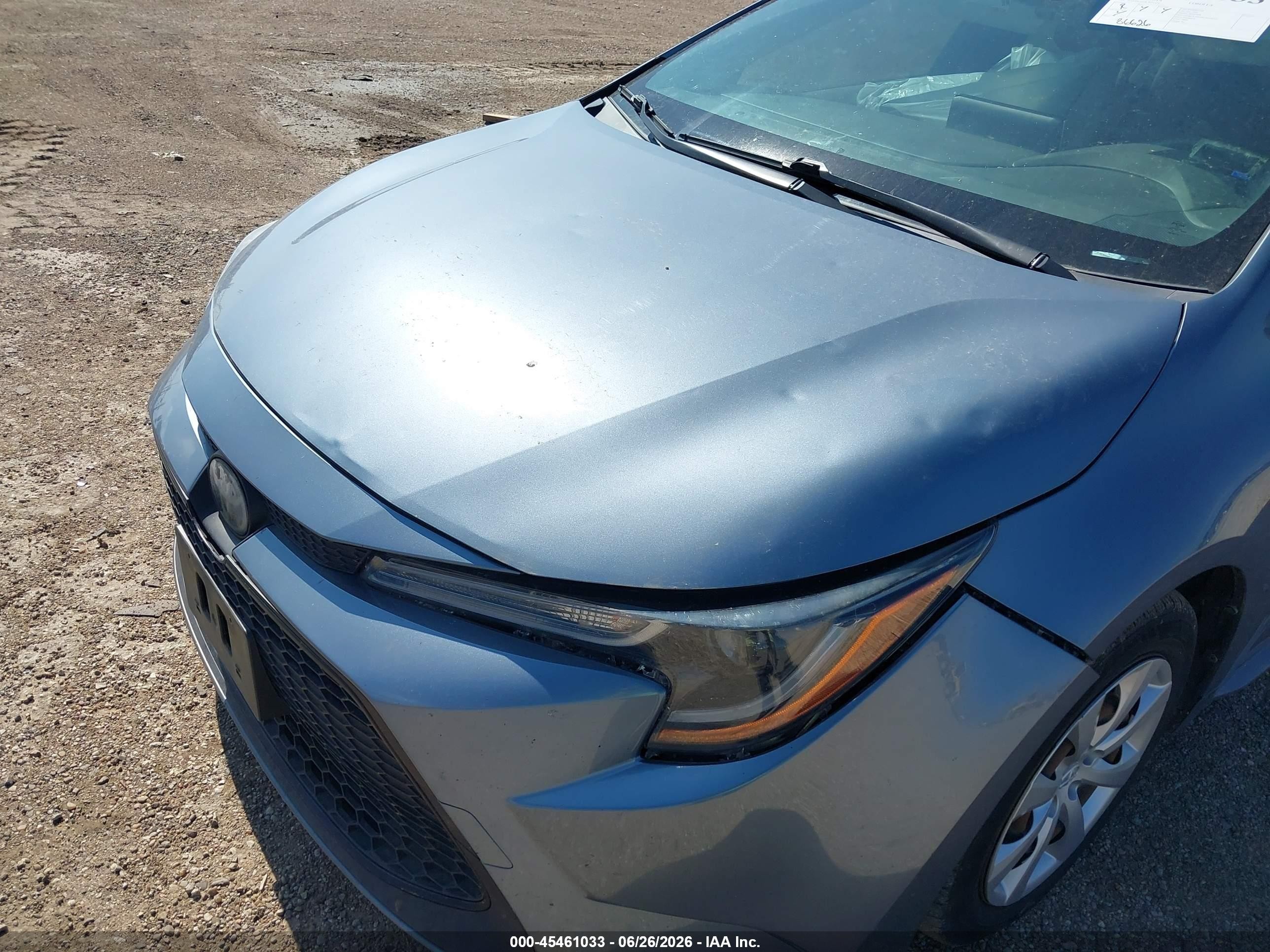 2020 Toyota Corolla Le Blue vin: JTDEPRAE9LJ073351