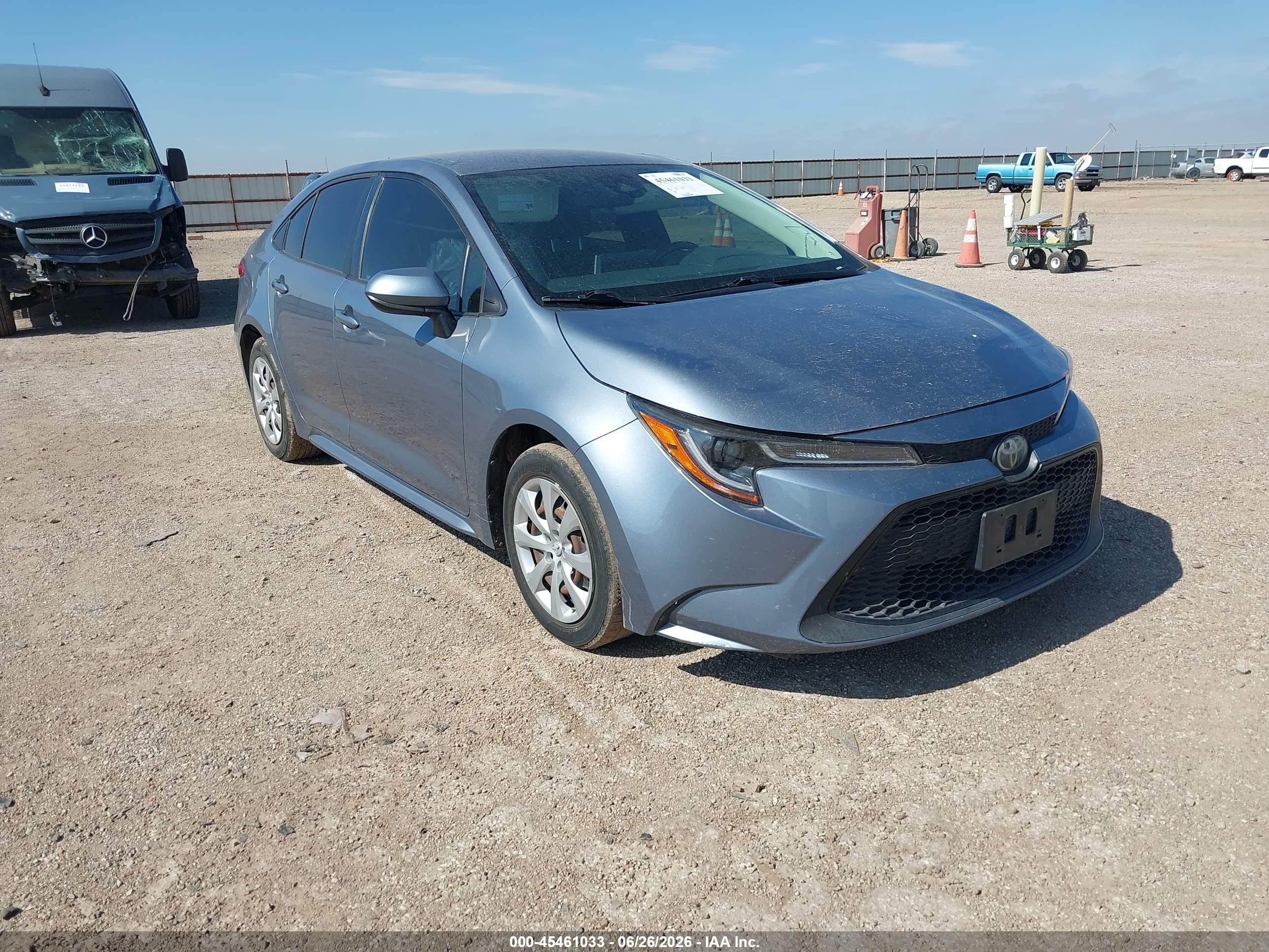 2020 Toyota Corolla Le Blue vin: JTDEPRAE9LJ073351