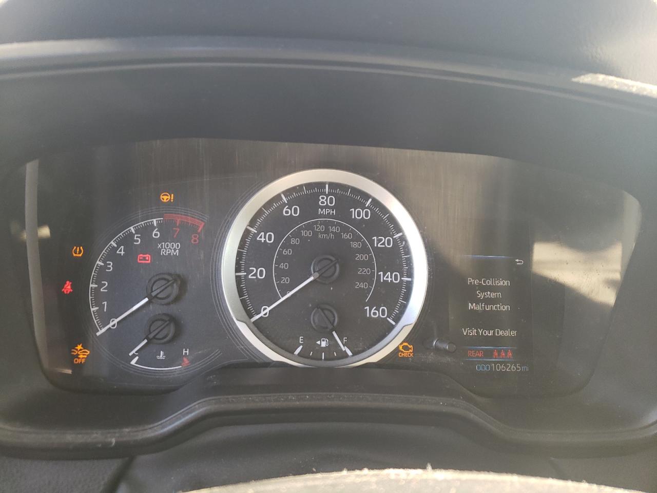 2020 Toyota Corolla Le Silver vin: JTDEPRAE9LJ107725