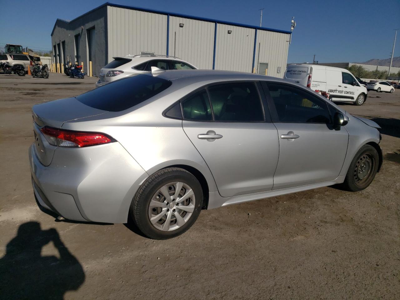 2020 Toyota Corolla Le Silver vin: JTDEPRAE9LJ107725