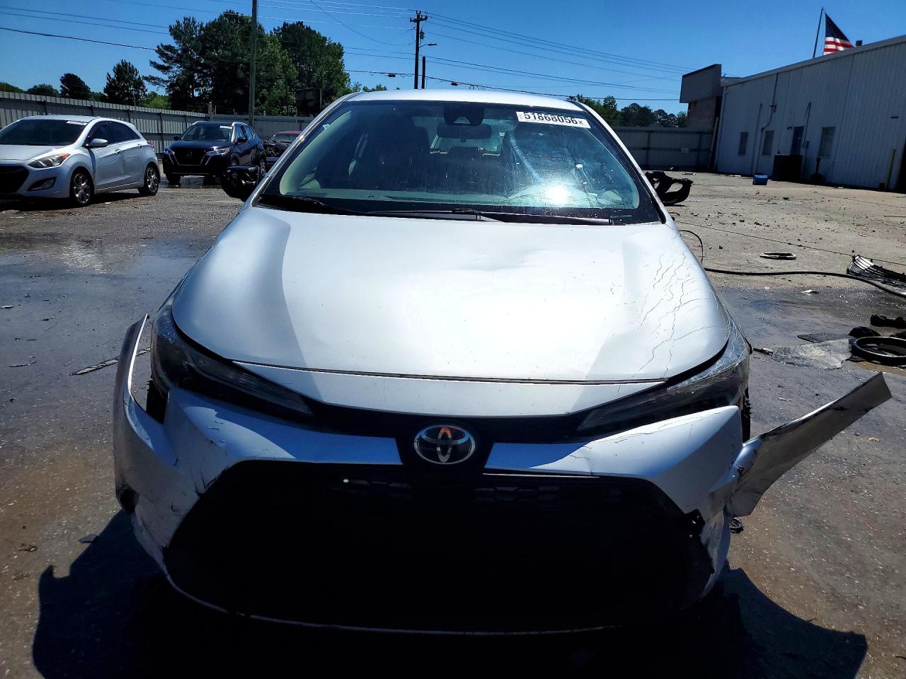 2020 Toyota Corolla Le Silver vin: JTDEPRAEXLJ099800
