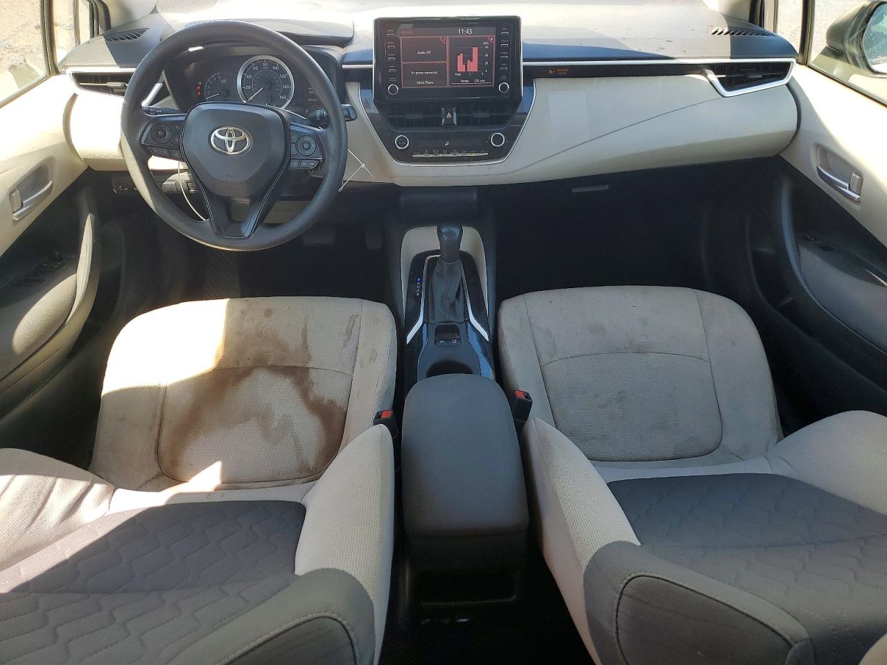 2020 Toyota Corolla Le Silver vin: JTDEPRAEXLJ099800