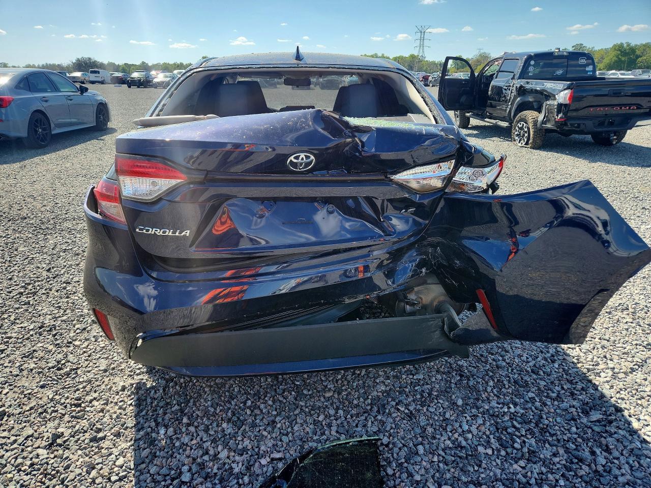2020 Toyota Corolla Le Blue vin: JTDEPRAEXLJ113663
