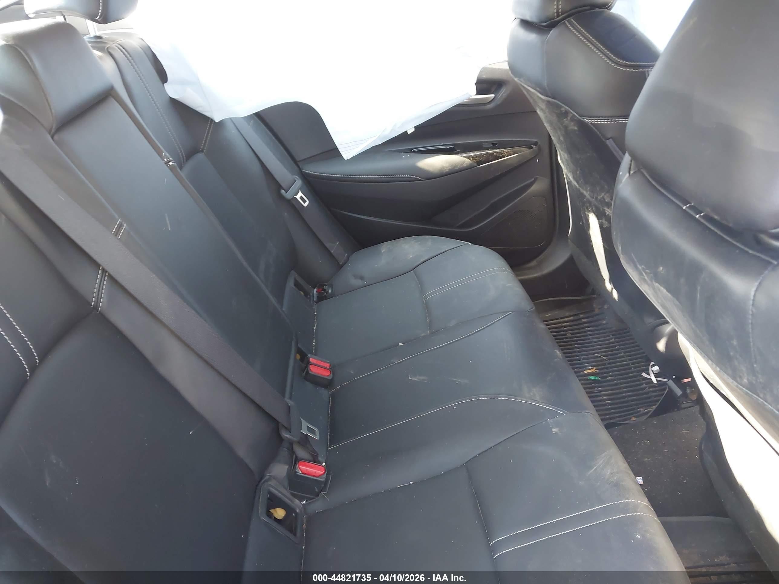 2020 Toyota Corolla Xle Black vin: JTDFPRAE6LJ014097