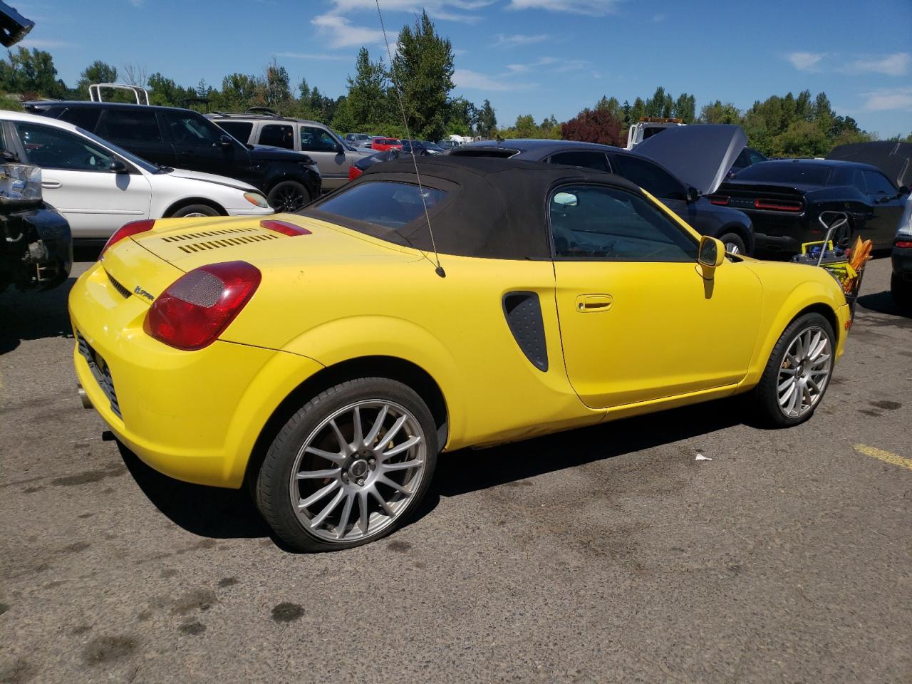 2000 Toyota Mr2 Spyder Желтый vin: JTDFR3200Y0014930