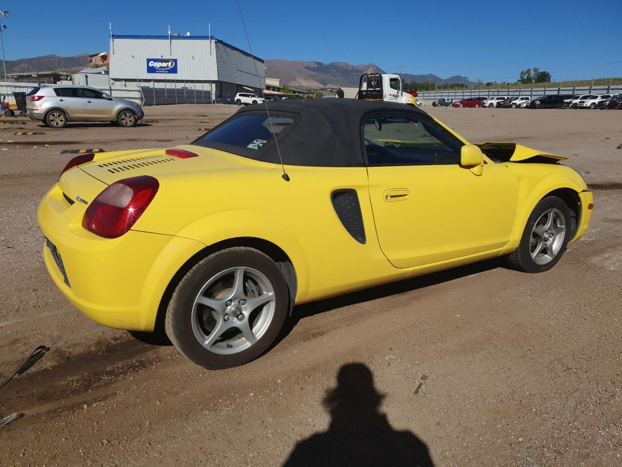 2002 Toyota Mr2 Spyder Yellow vin: JTDFR320120045353
