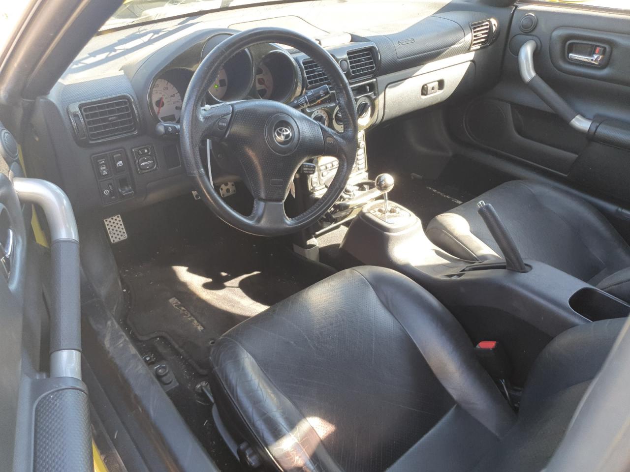 2002 Toyota Mr2 Spyder Yellow vin: JTDFR320120045353