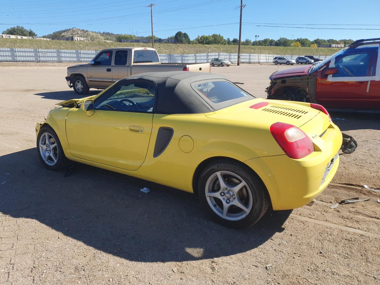 2002 Toyota Mr2 Spyder Yellow vin: JTDFR320120045353