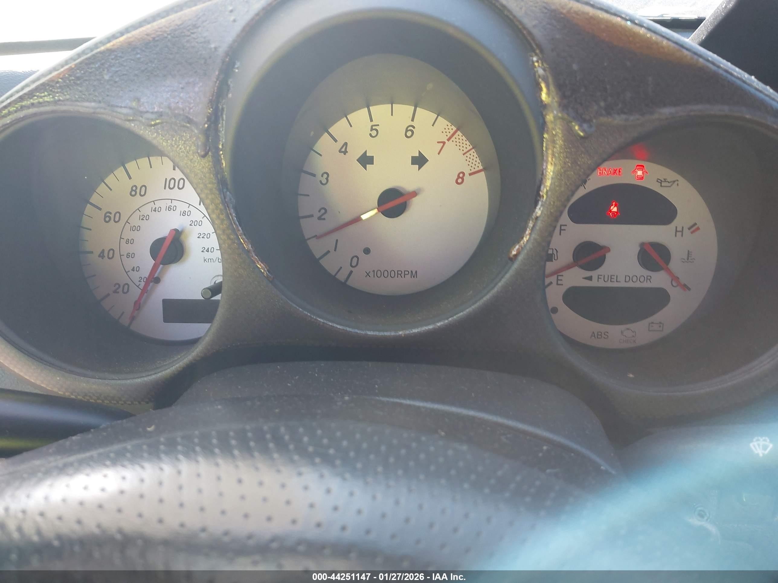 2000 Toyota Mr2 Spyder   Silver vin: JTDFR3201Y0020929