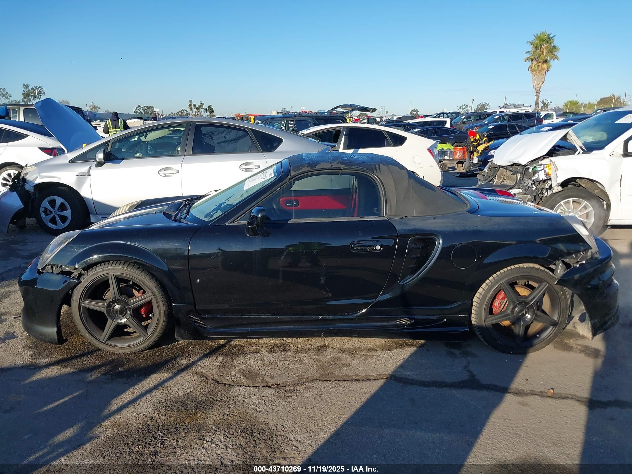 2002 Toyota Mr2 Spyder   Black vin: JTDFR320220051534