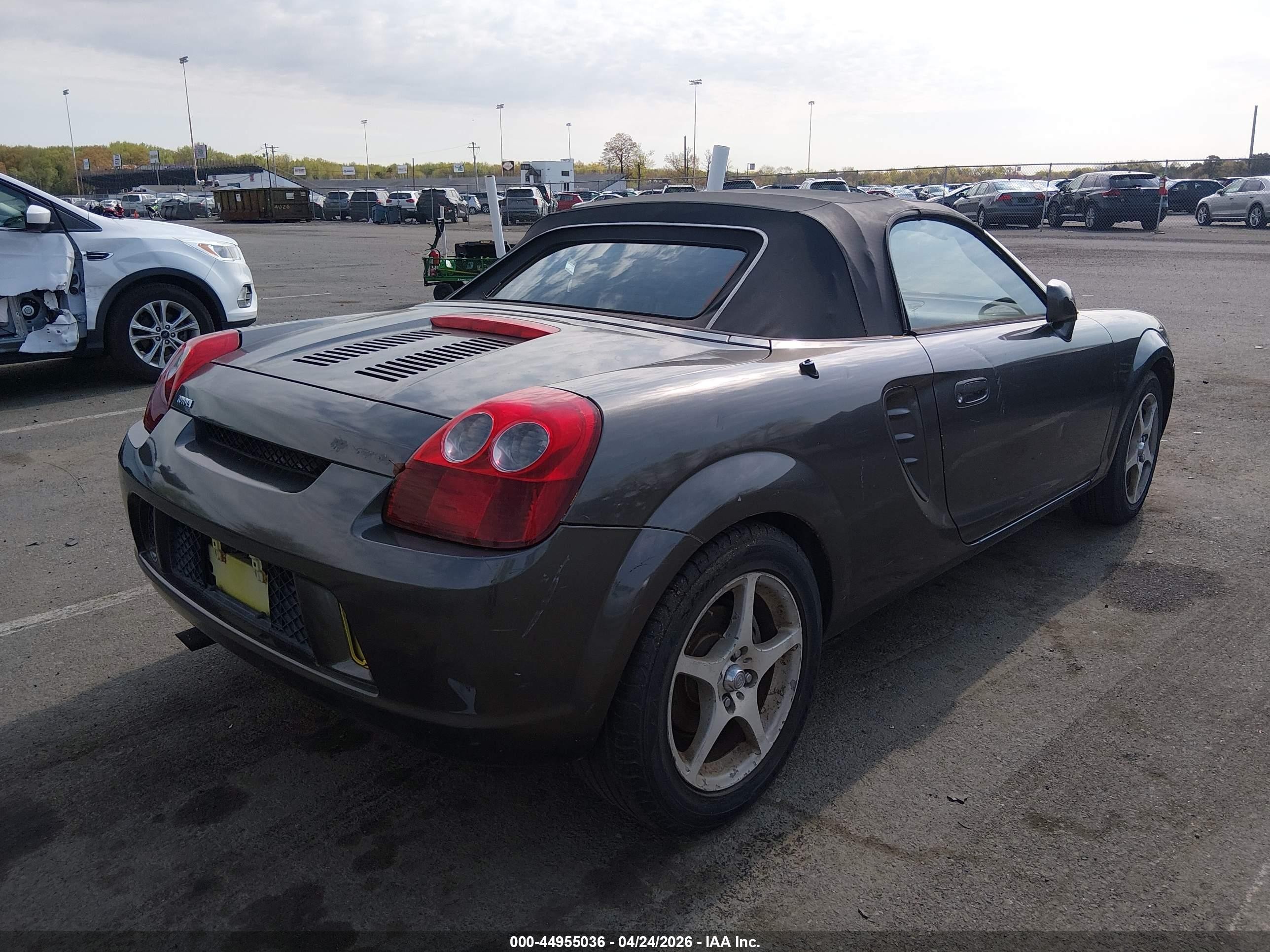 2004 Toyota Mr2 Spyder   Gray vin: JTDFR320240066795