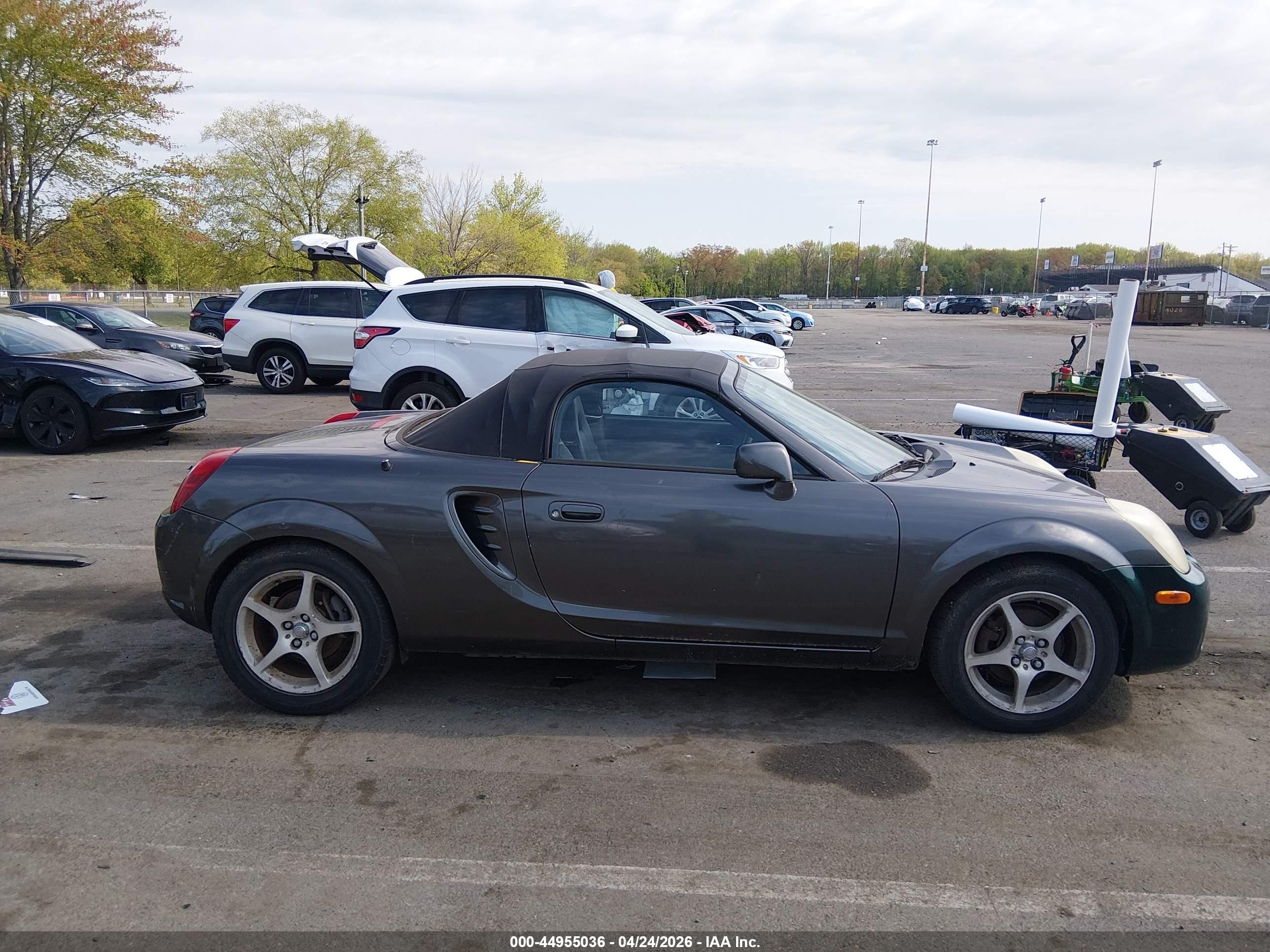 2004 Toyota Mr2 Spyder   Gray vin: JTDFR320240066795