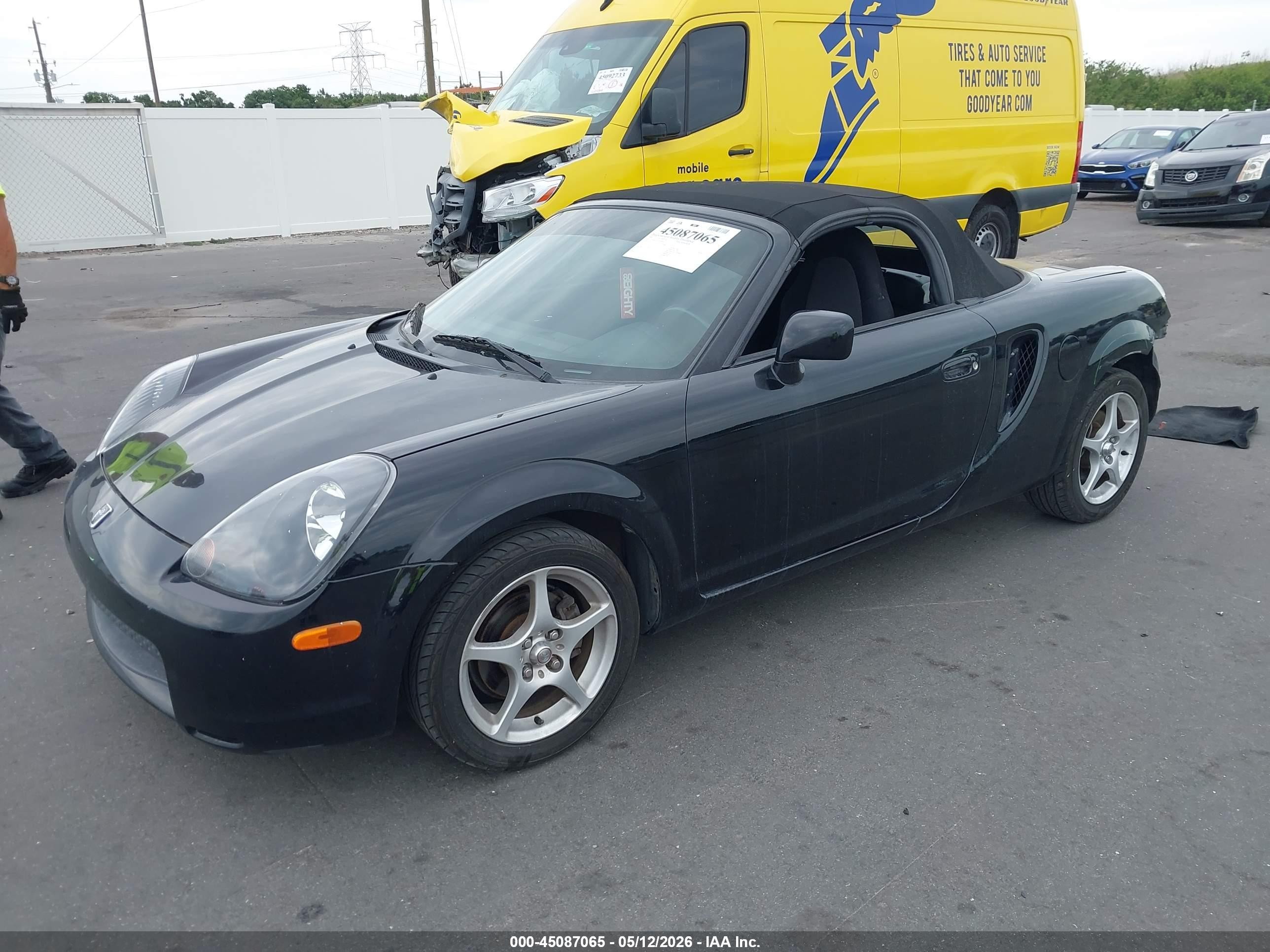 2001 Toyota Mr2 Spyder   Black vin: JTDFR320310039584