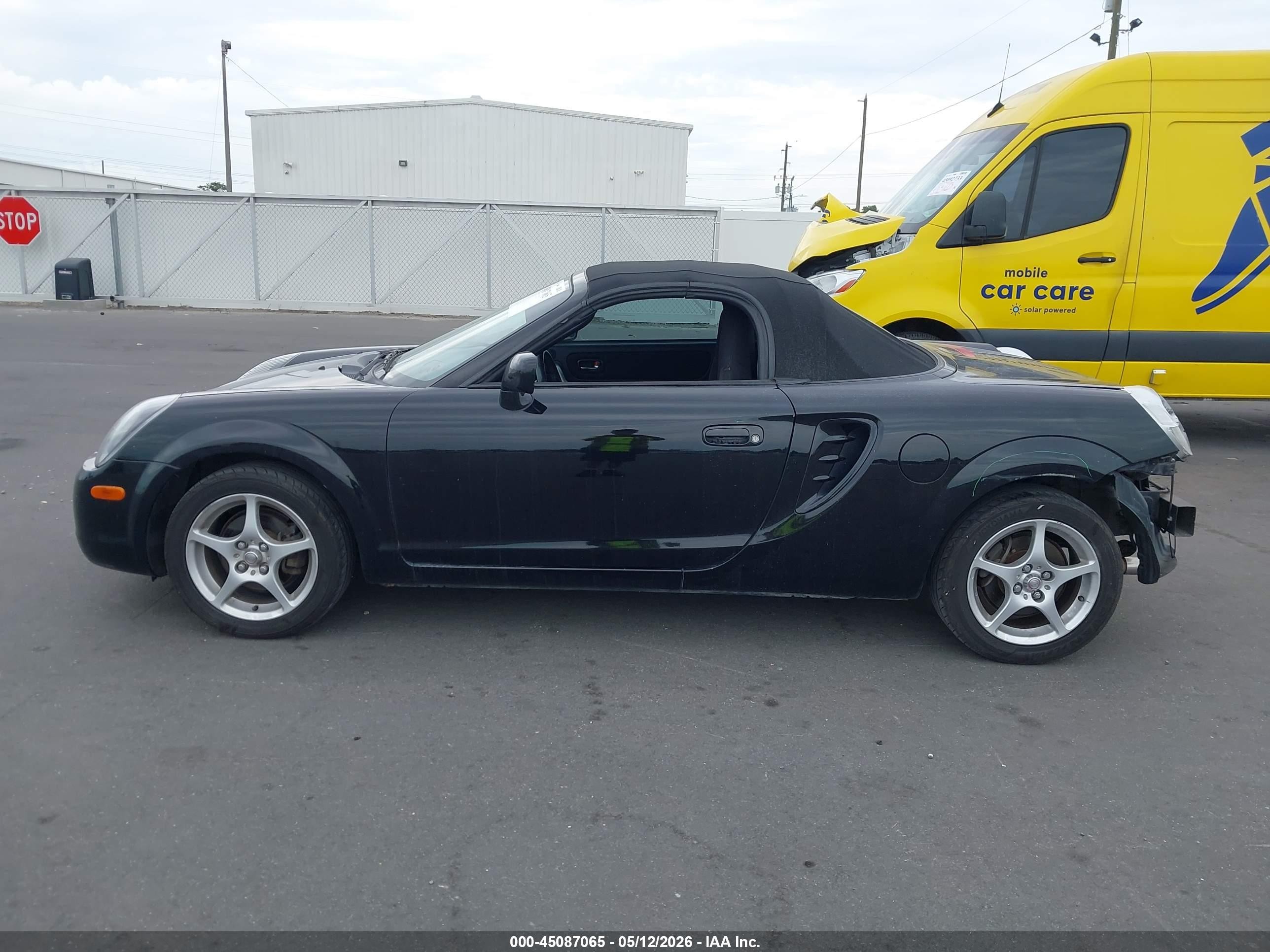 2001 Toyota Mr2 Spyder   Black vin: JTDFR320310039584