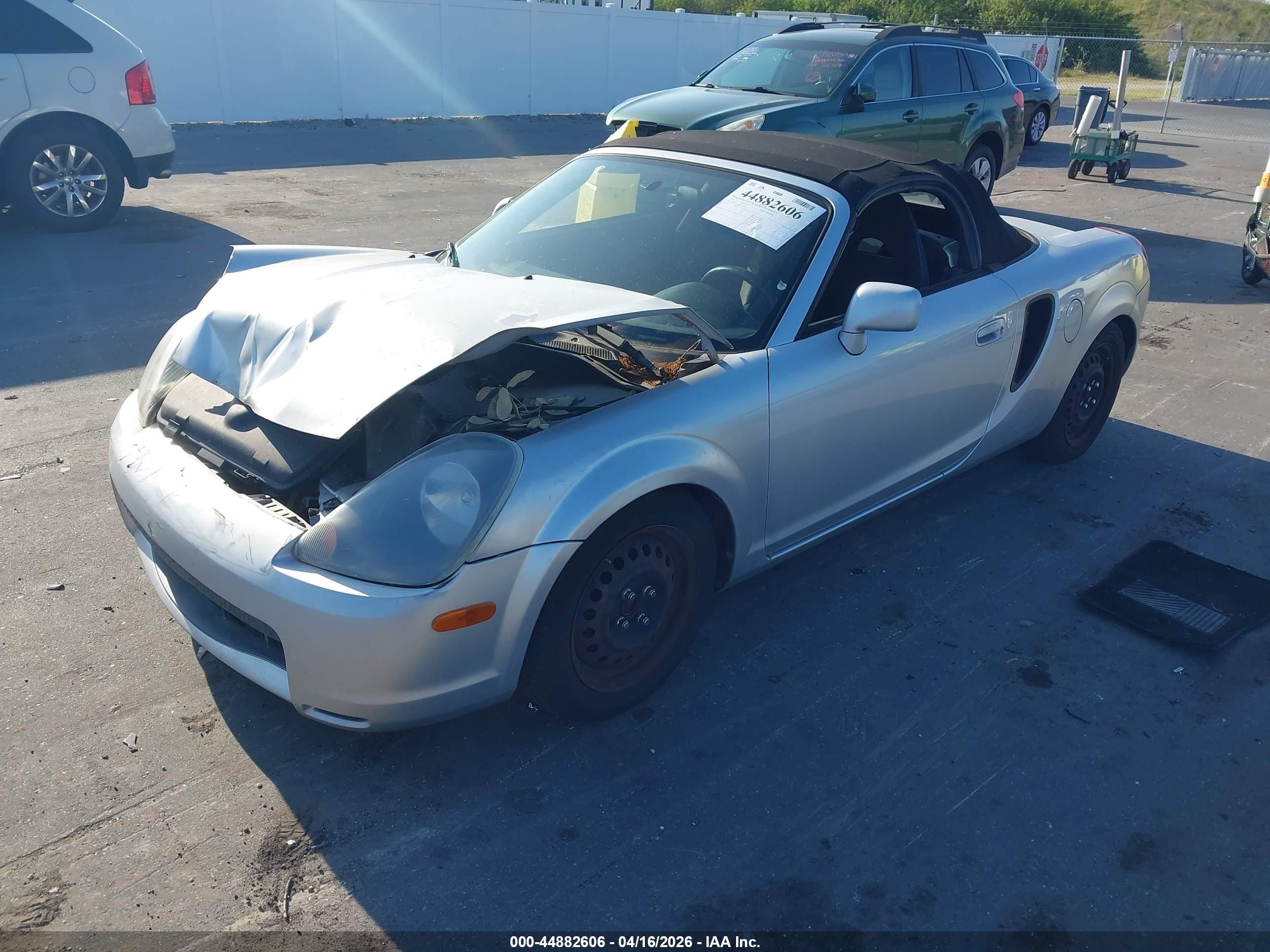 2001 Toyota Mr2 Spyder   Silver vin: JTDFR320310039701