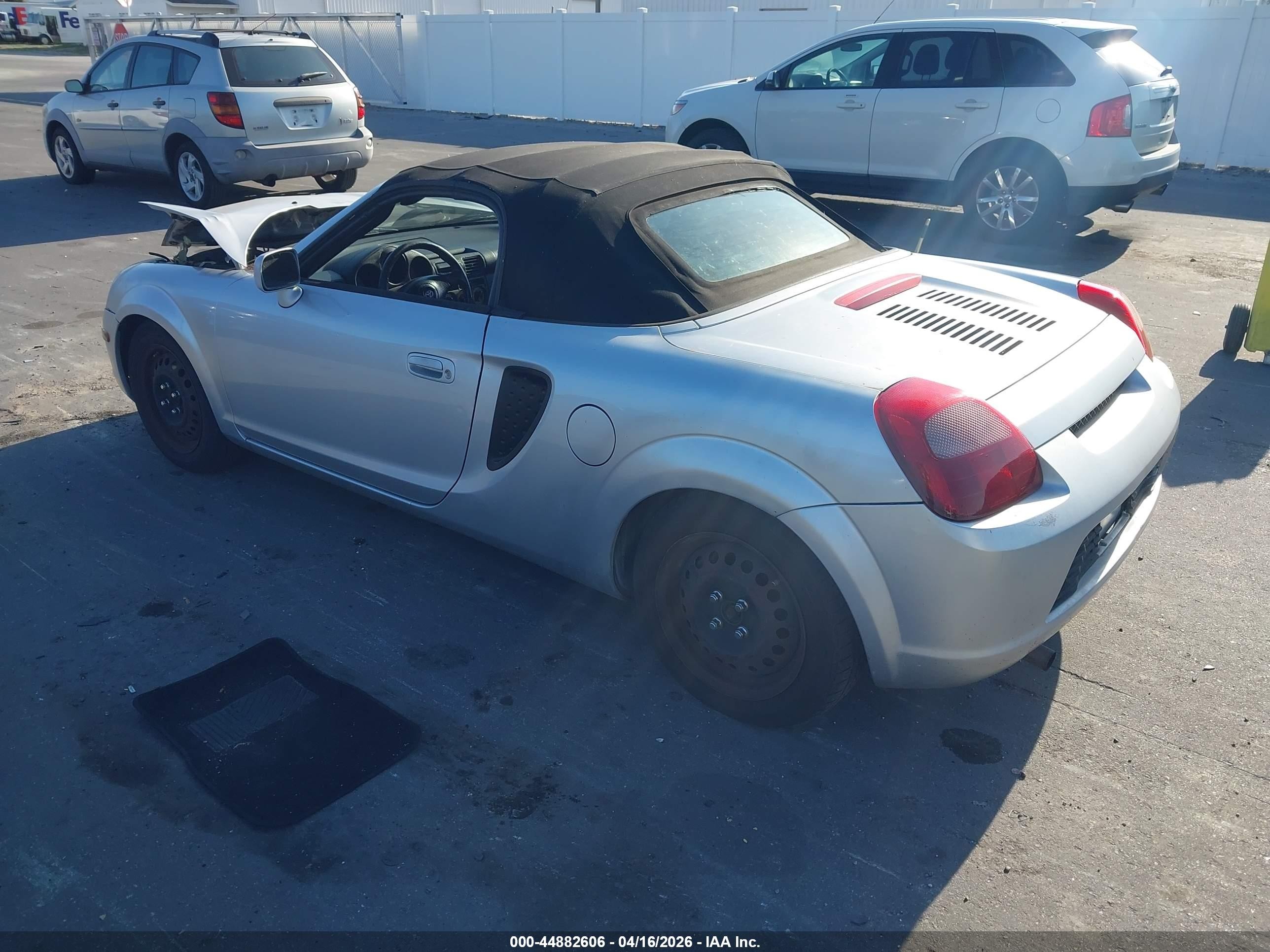 2001 Toyota Mr2 Spyder   Silver vin: JTDFR320310039701