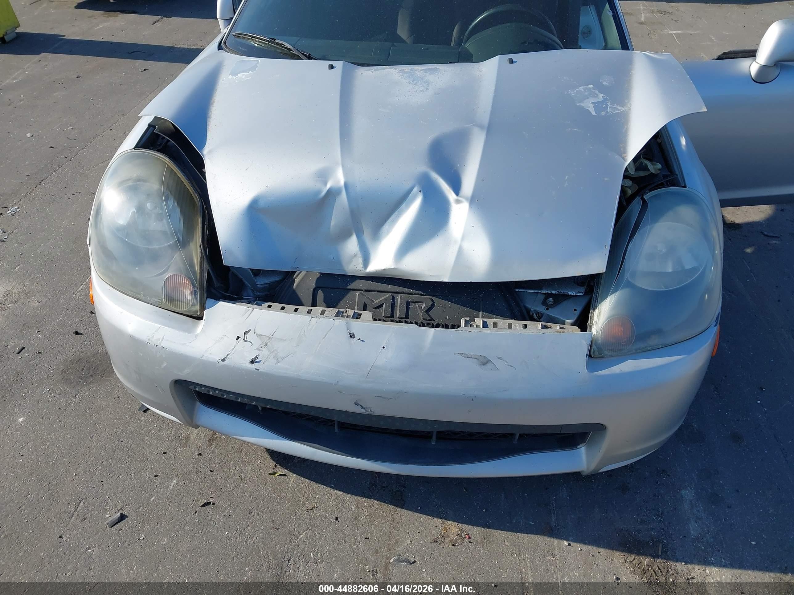 2001 Toyota Mr2 Spyder   Silver vin: JTDFR320310039701