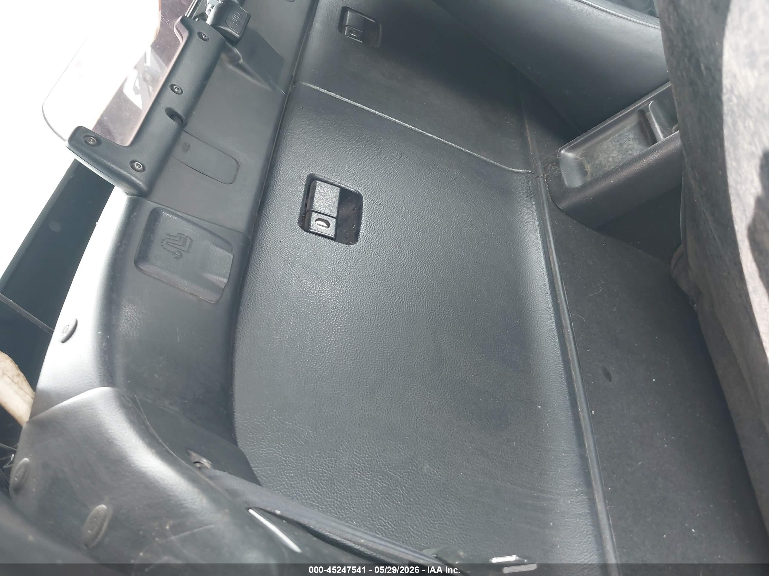 2003 Toyota Mr2 Spyder   Черный vin: JTDFR320330064777