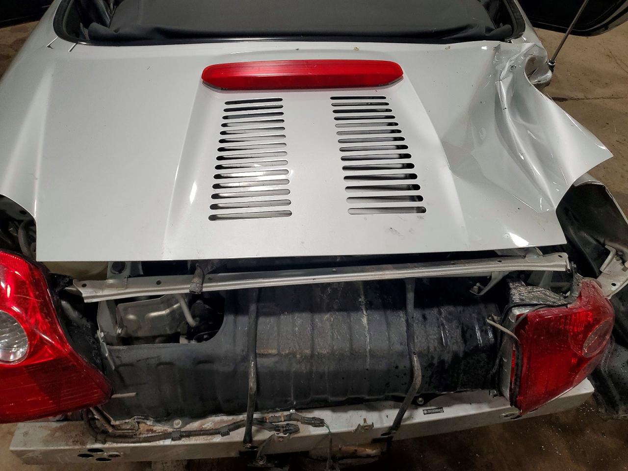 2004 Toyota Mr2 Spyder Base Silver vin: JTDFR320340068183