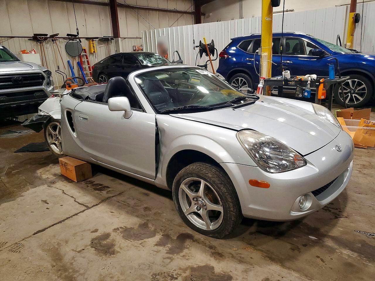 2004 Toyota Mr2 Spyder Base Silver vin: JTDFR320340068183