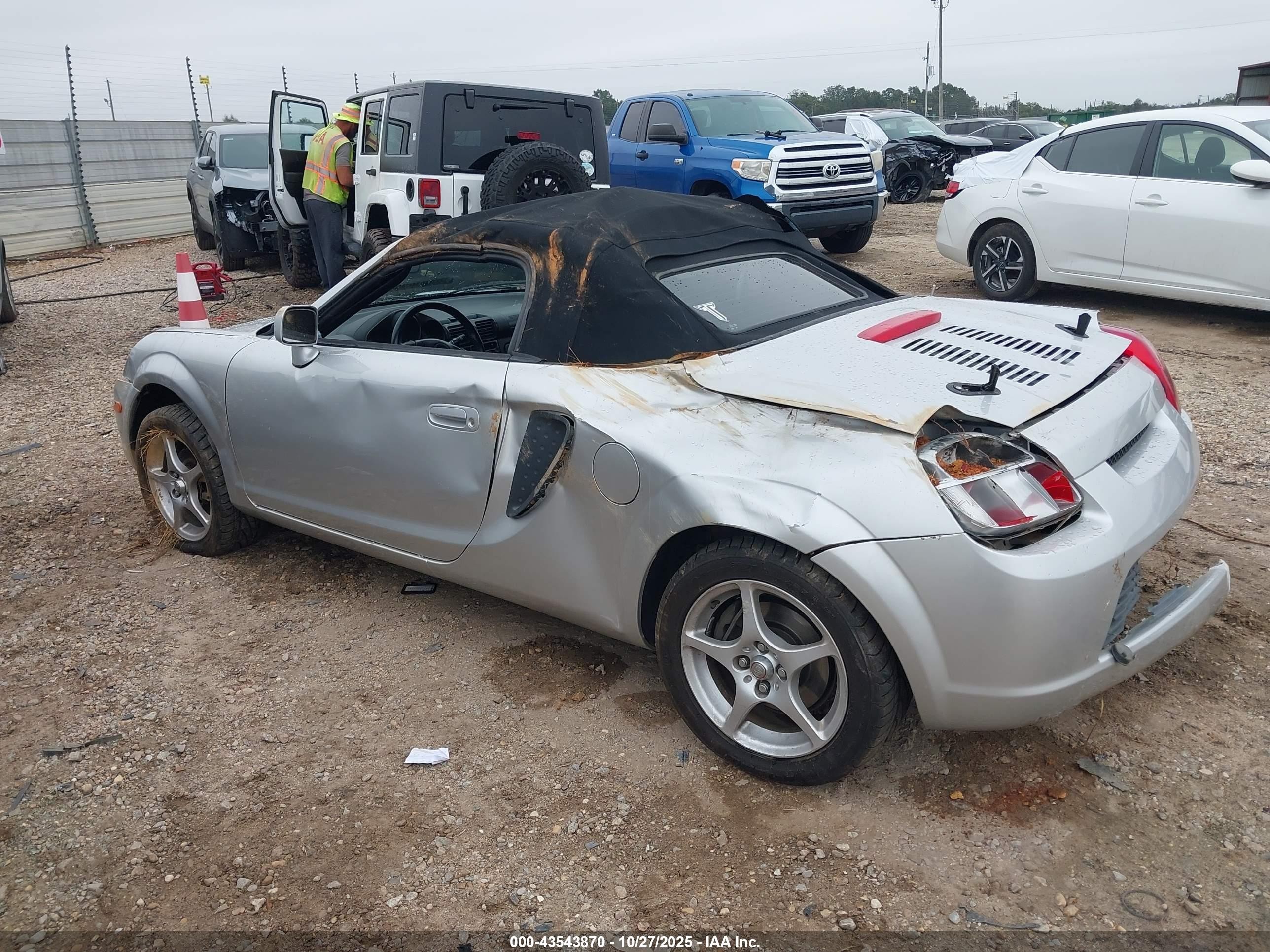 2001 Toyota Mr2 Spyder   Silver vin: JTDFR320410026536