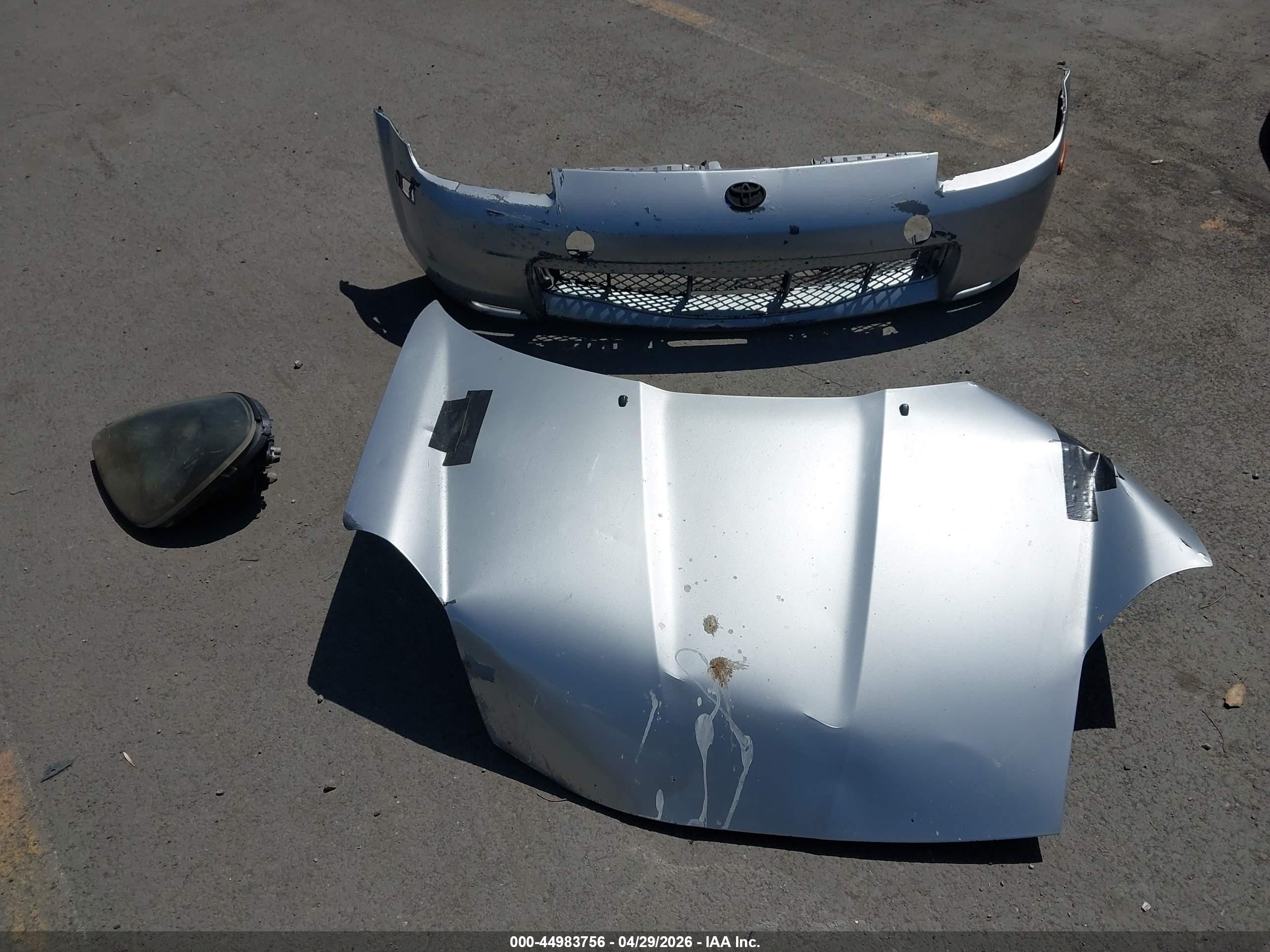 2002 Toyota Mr2 Spyder   Серебряный vin: JTDFR320420051695
