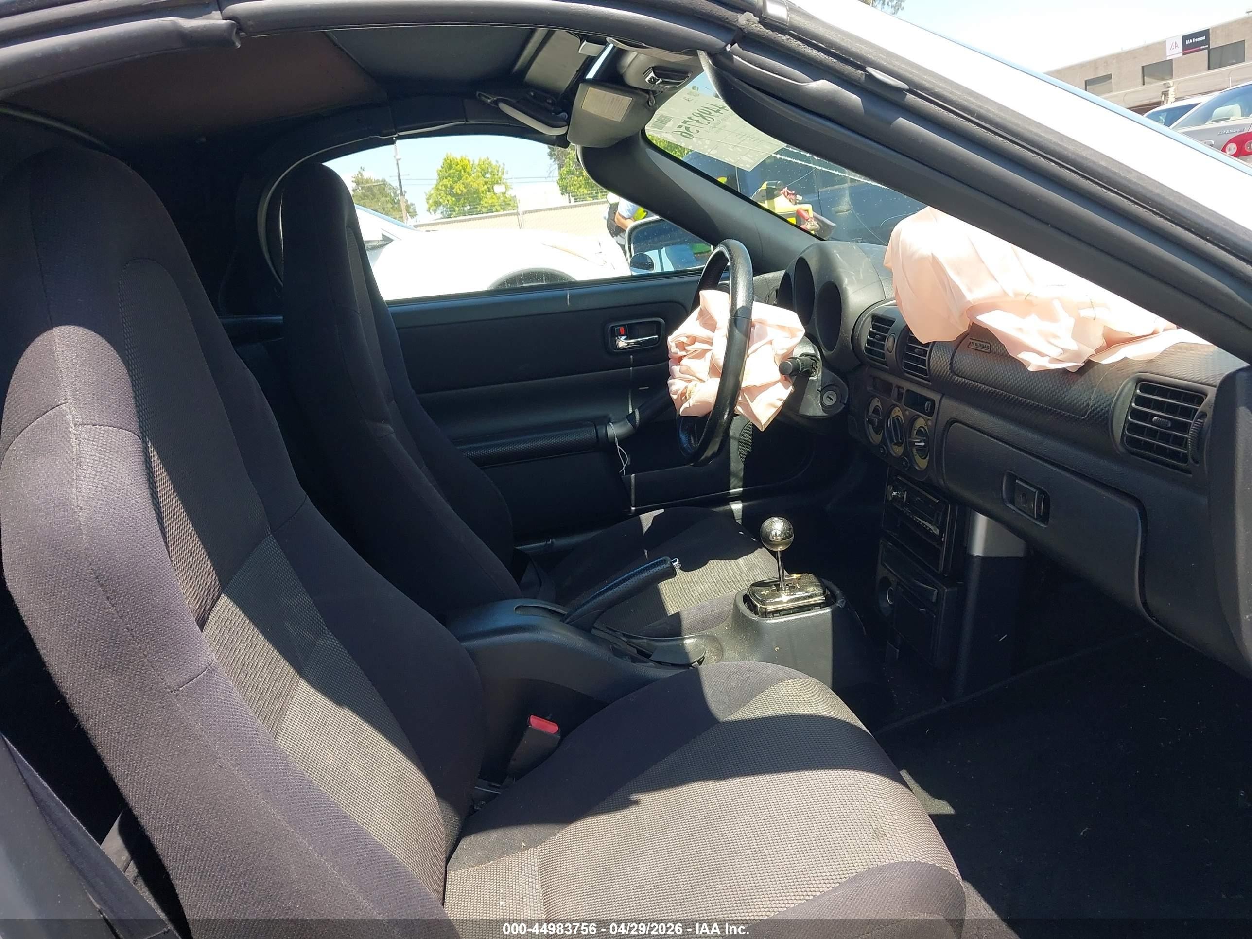 2002 Toyota Mr2 Spyder   Серебряный vin: JTDFR320420051695
