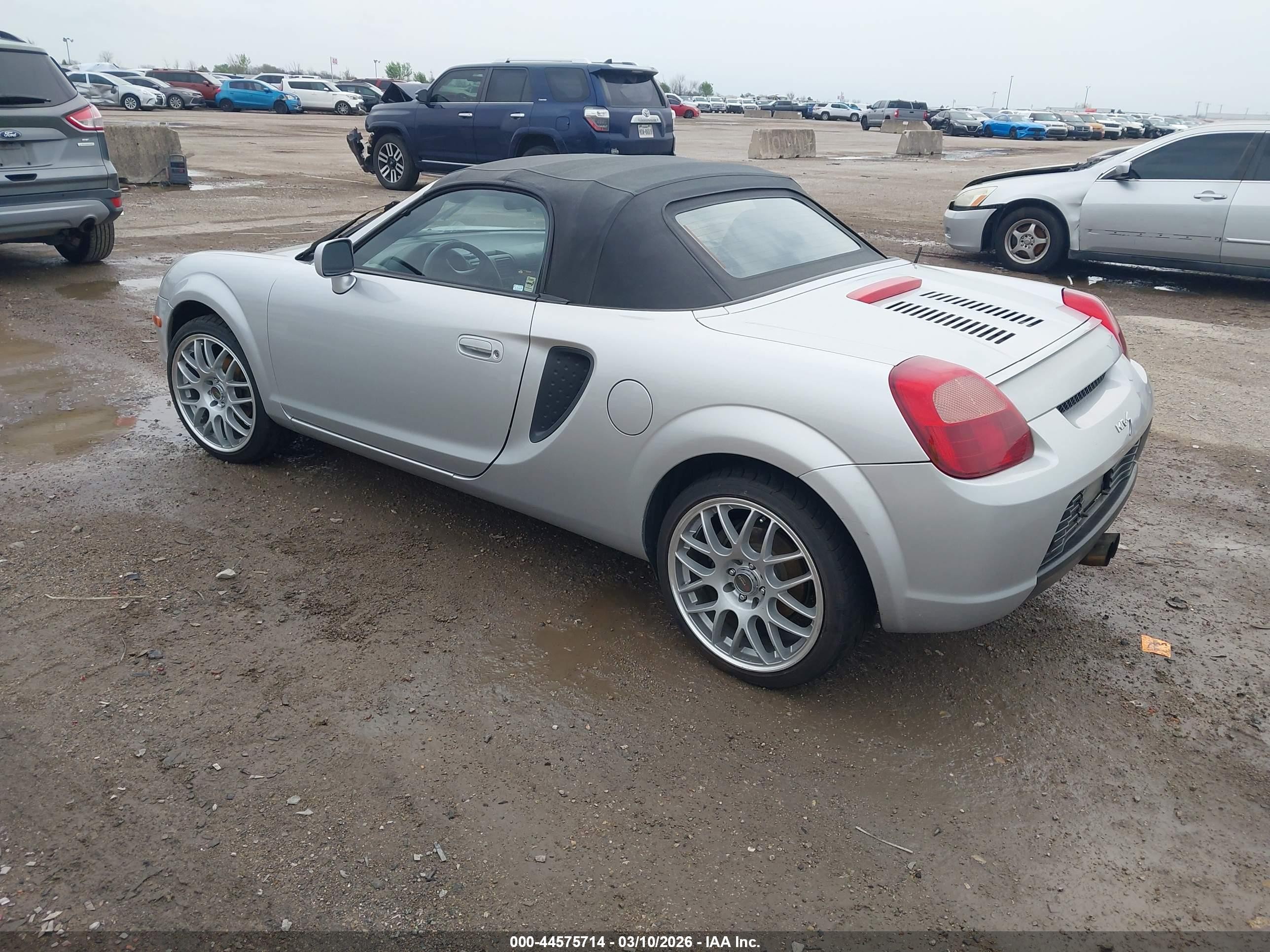2002 Toyota Mr2 Spyder   Silver vin: JTDFR320520052953