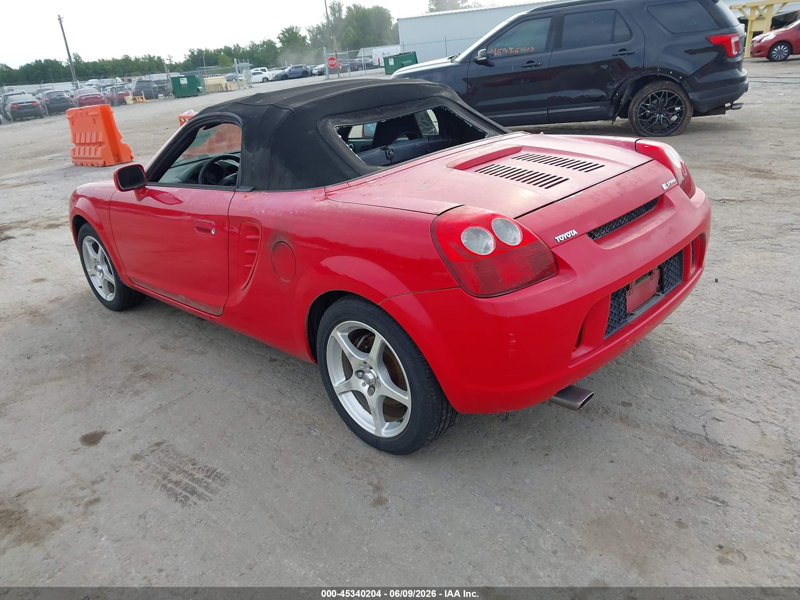 2003 Toyota Mr2 Spyder   Red vin: JTDFR320530061184
