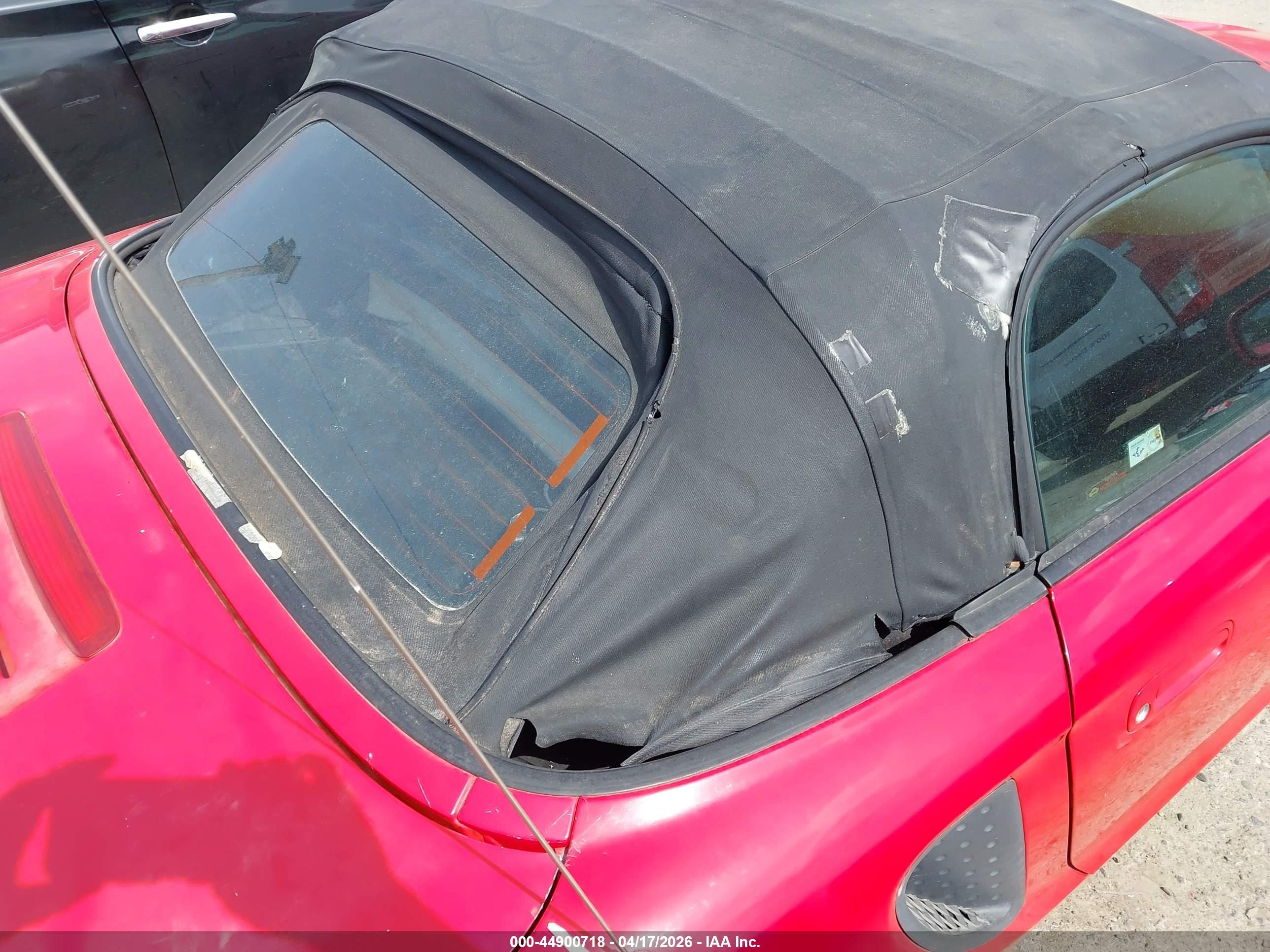 2000 Toyota Mr2 Spyder   Red vin: JTDFR3206Y0016696