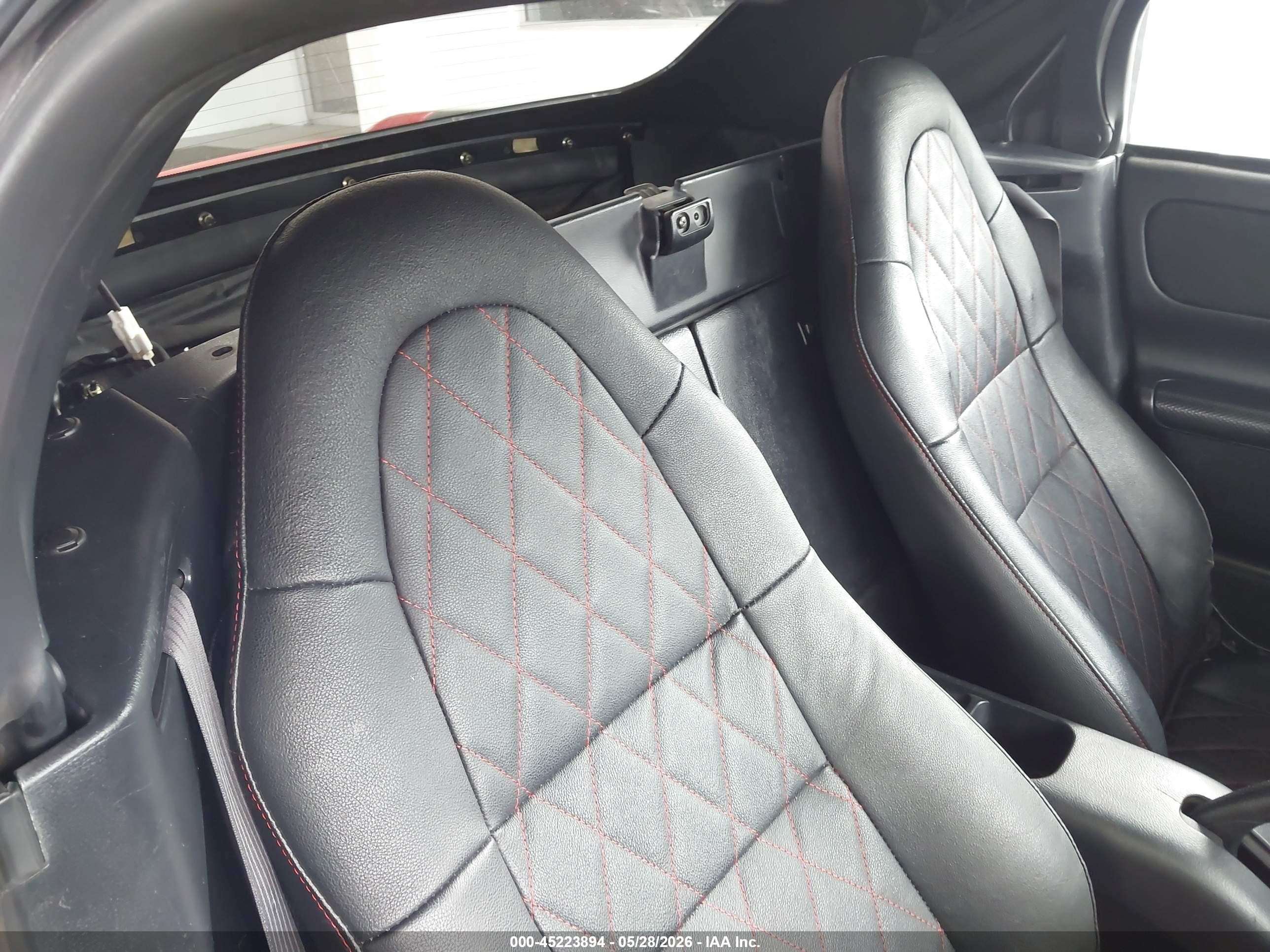 2000 Toyota Mr2 Spyder   Black vin: JTDFR3207Y0014701