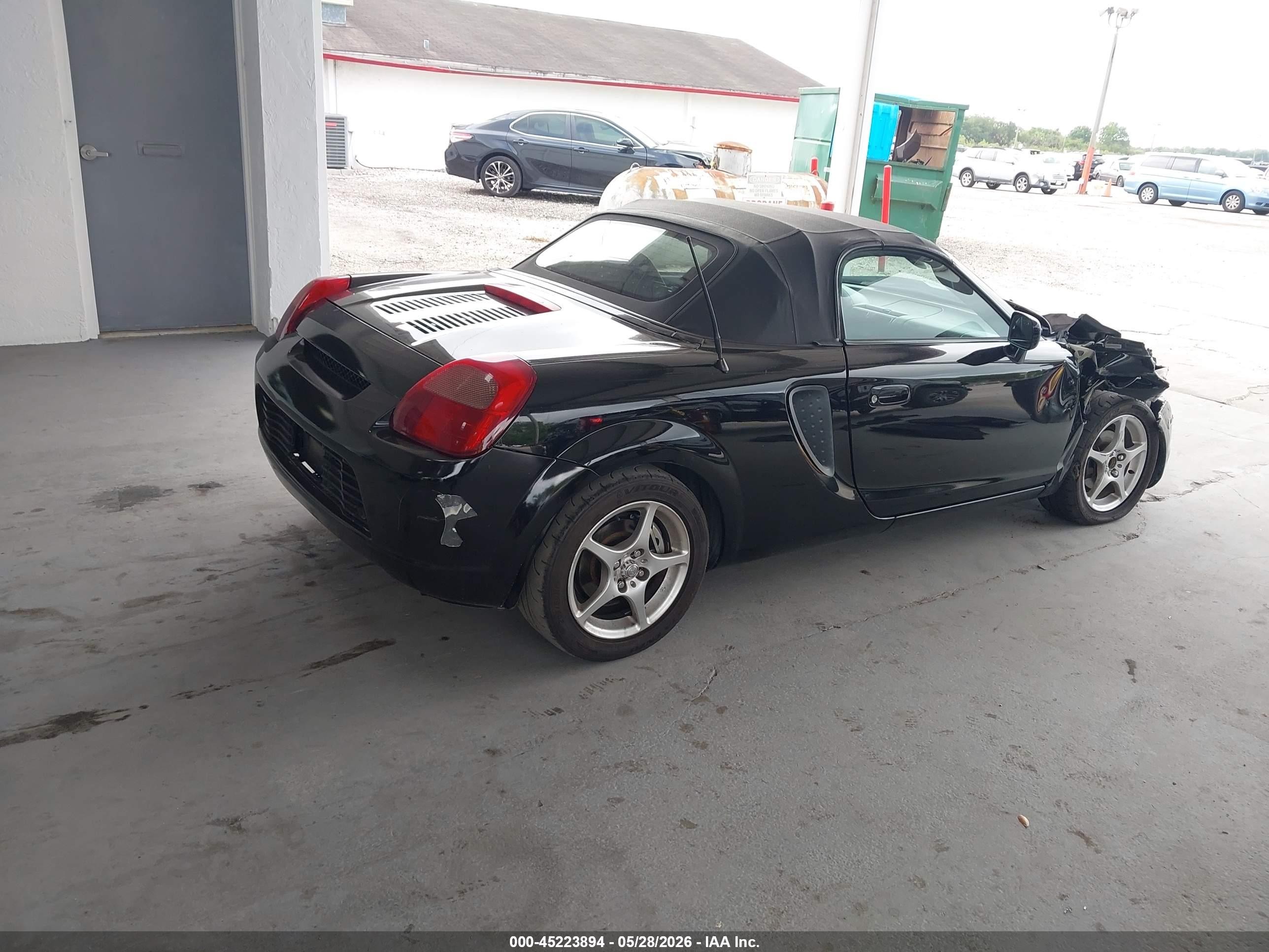 2000 Toyota Mr2 Spyder   Black vin: JTDFR3207Y0014701
