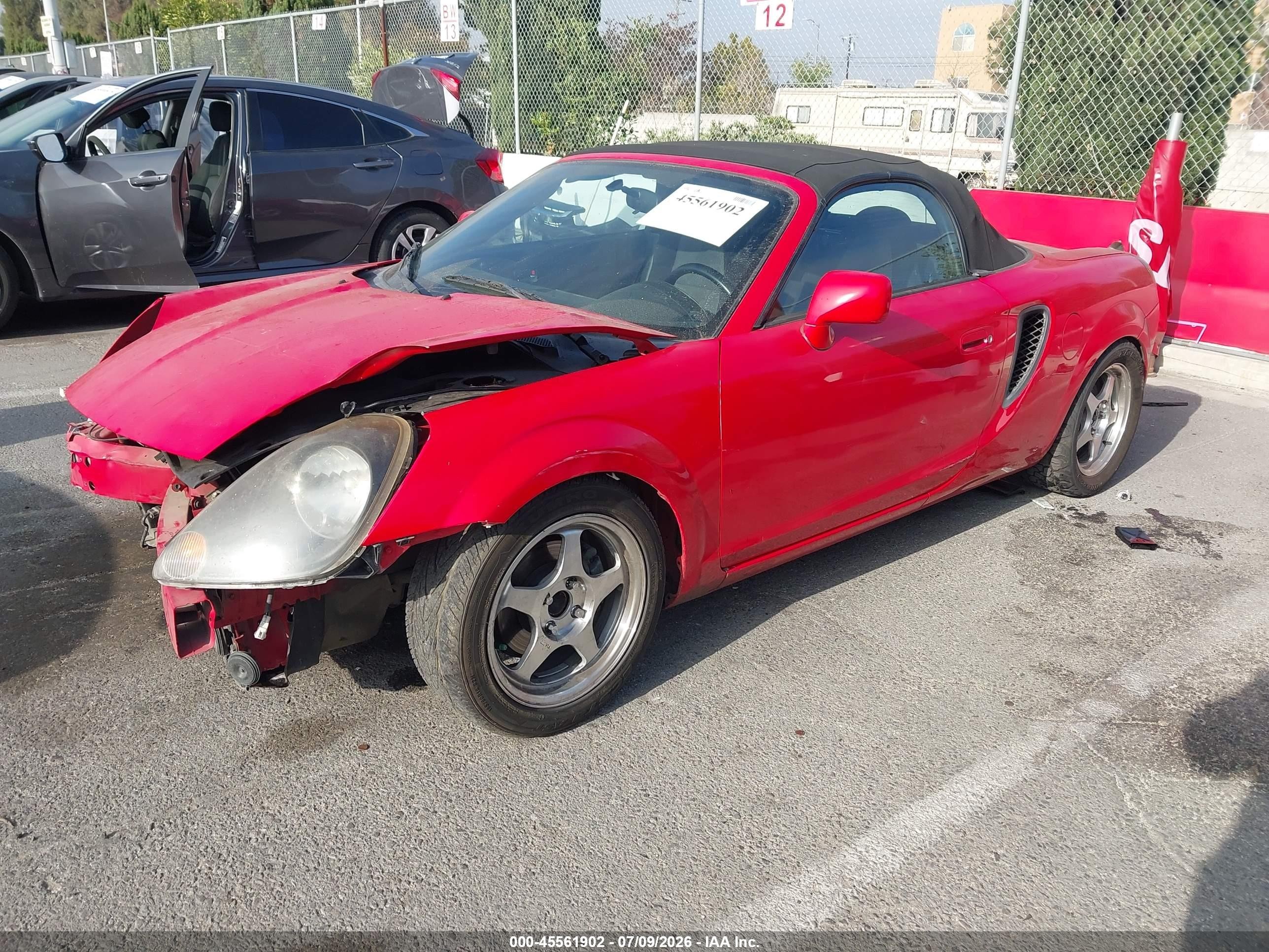 2001 Toyota Mr2 Spyder   Red vin: JTDFR320810027186