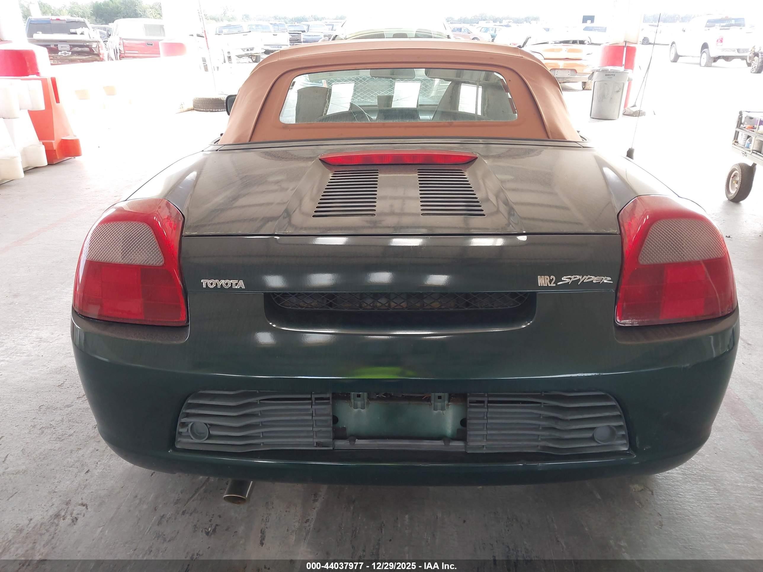 2002 Toyota Mr2 Spyder   Green vin: JTDFR320820052834