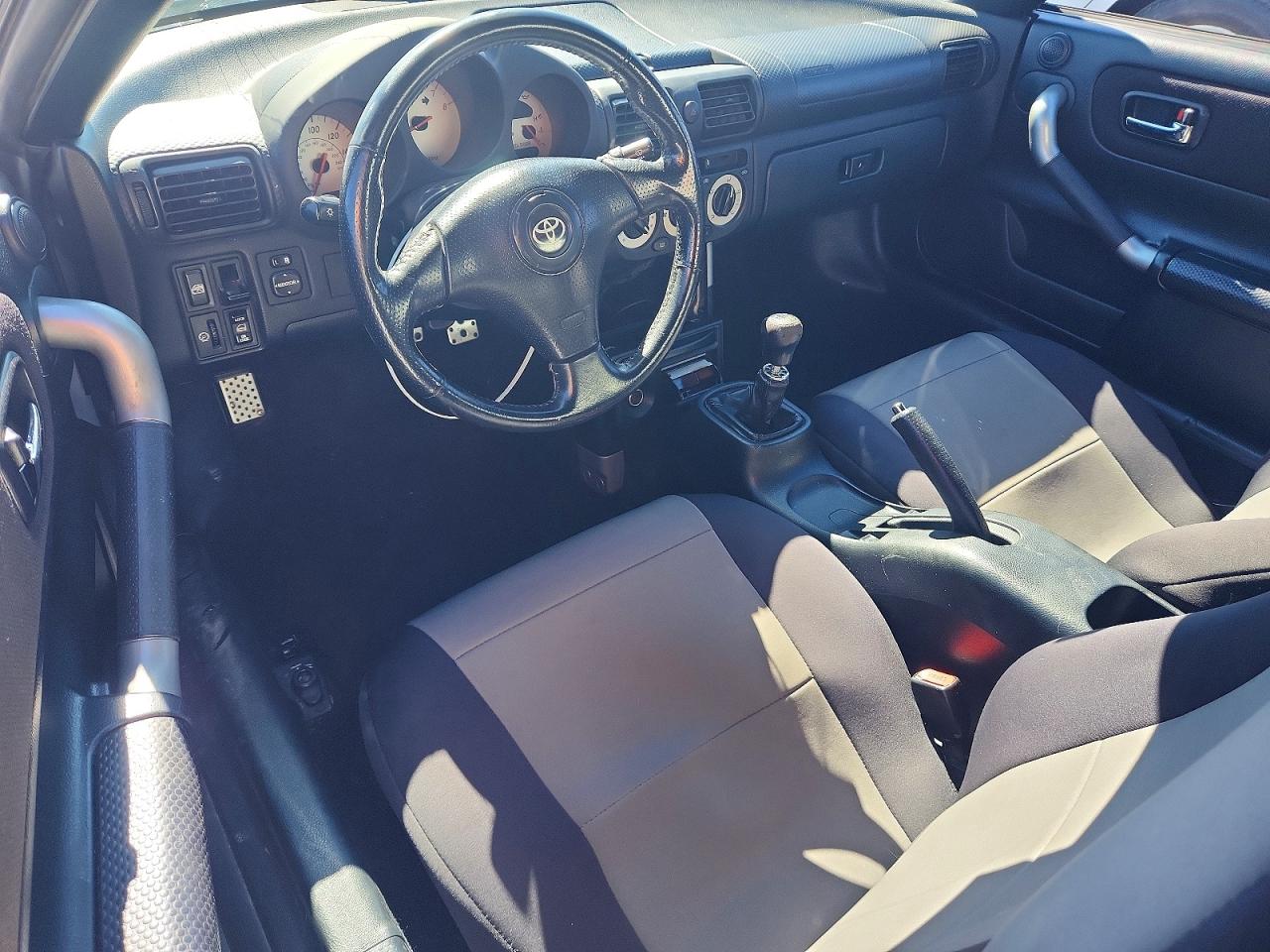 2000 Toyota Mr2 White vin: JTDFR3208Y0006512