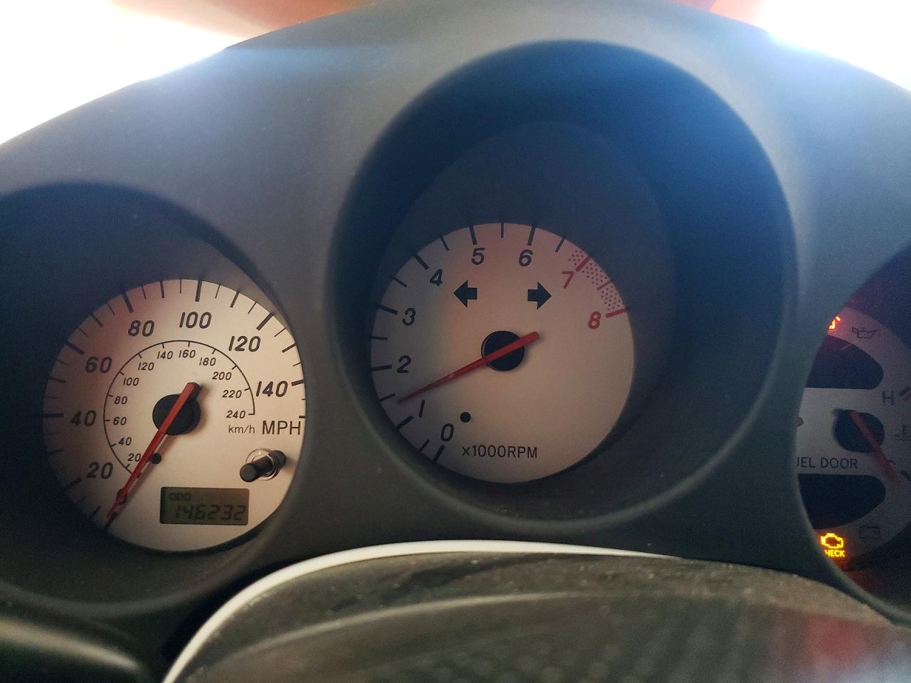 2000 Toyota Mr2 Spyder Серебряный vin: JTDFR3208Y0021656
