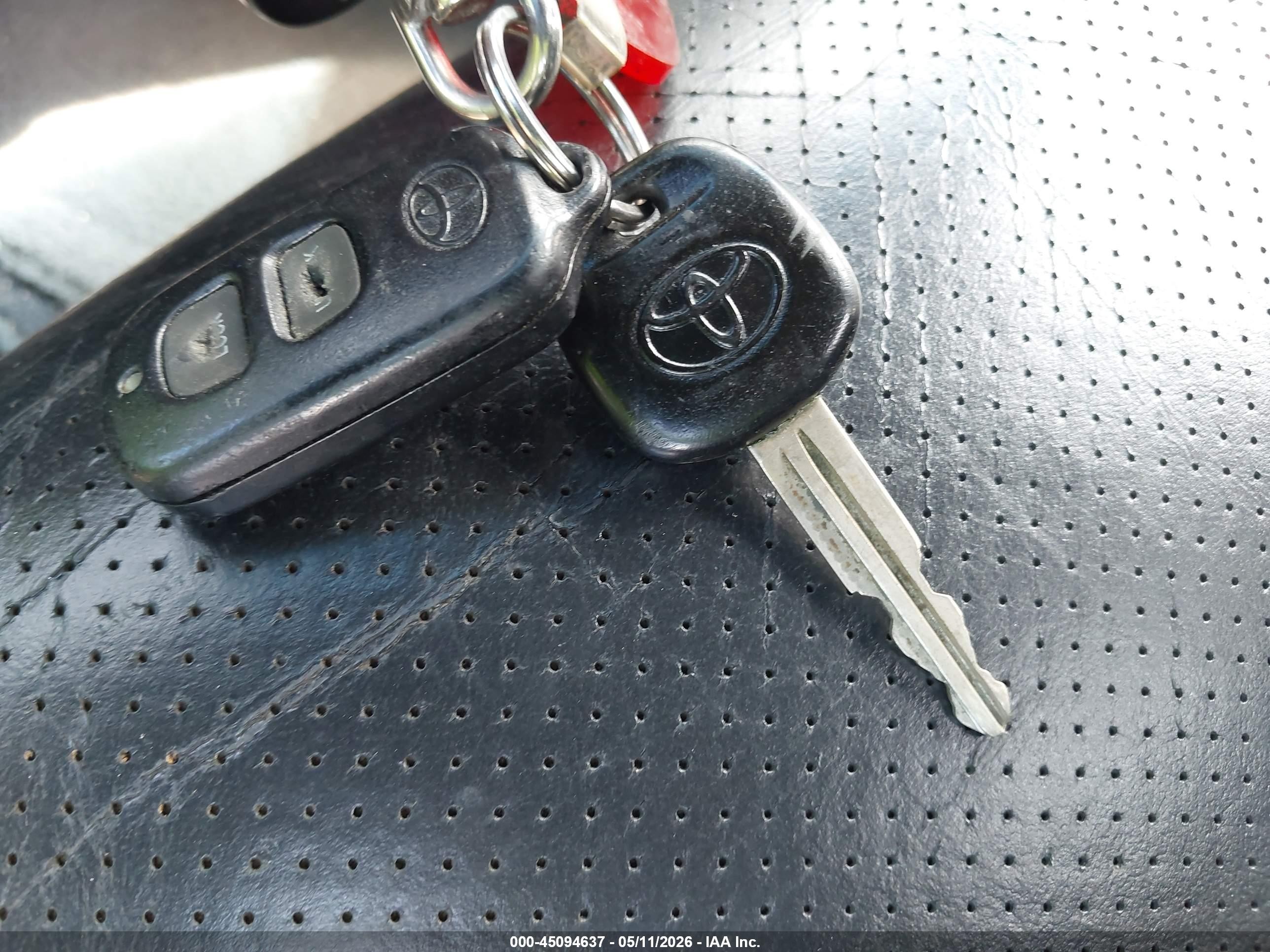 2001 Toyota Mr2 Spyder   Red vin: JTDFR320910036334
