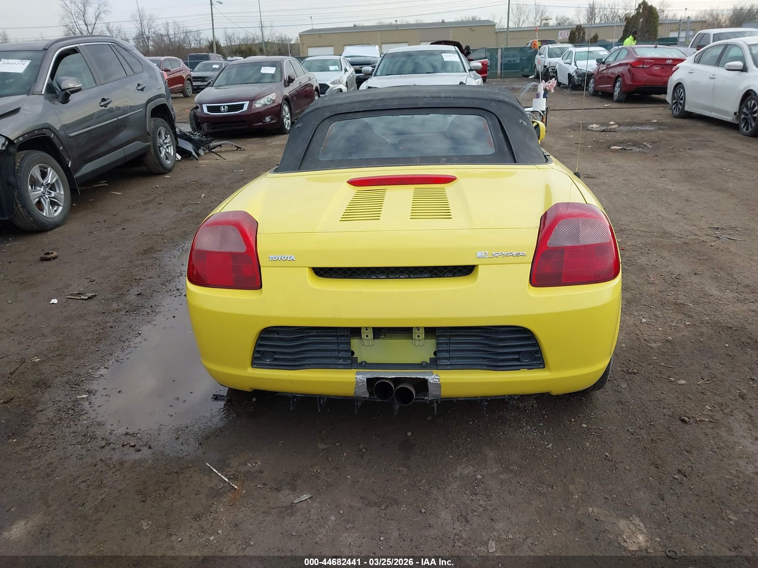 2001 Toyota Mr2 Spyder   Yellow vin: JTDFR320910039587