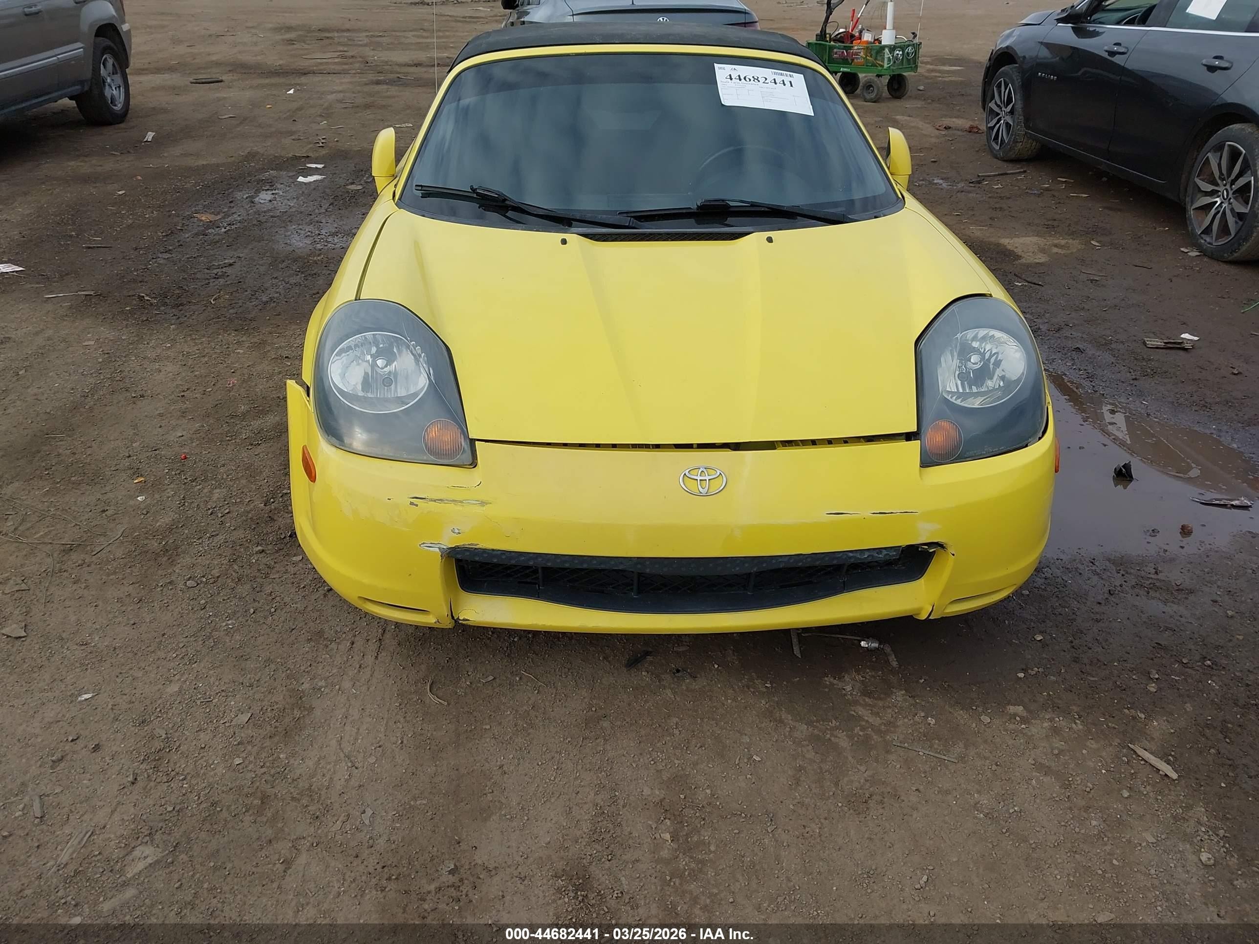 2001 Toyota Mr2 Spyder   Yellow vin: JTDFR320910039587