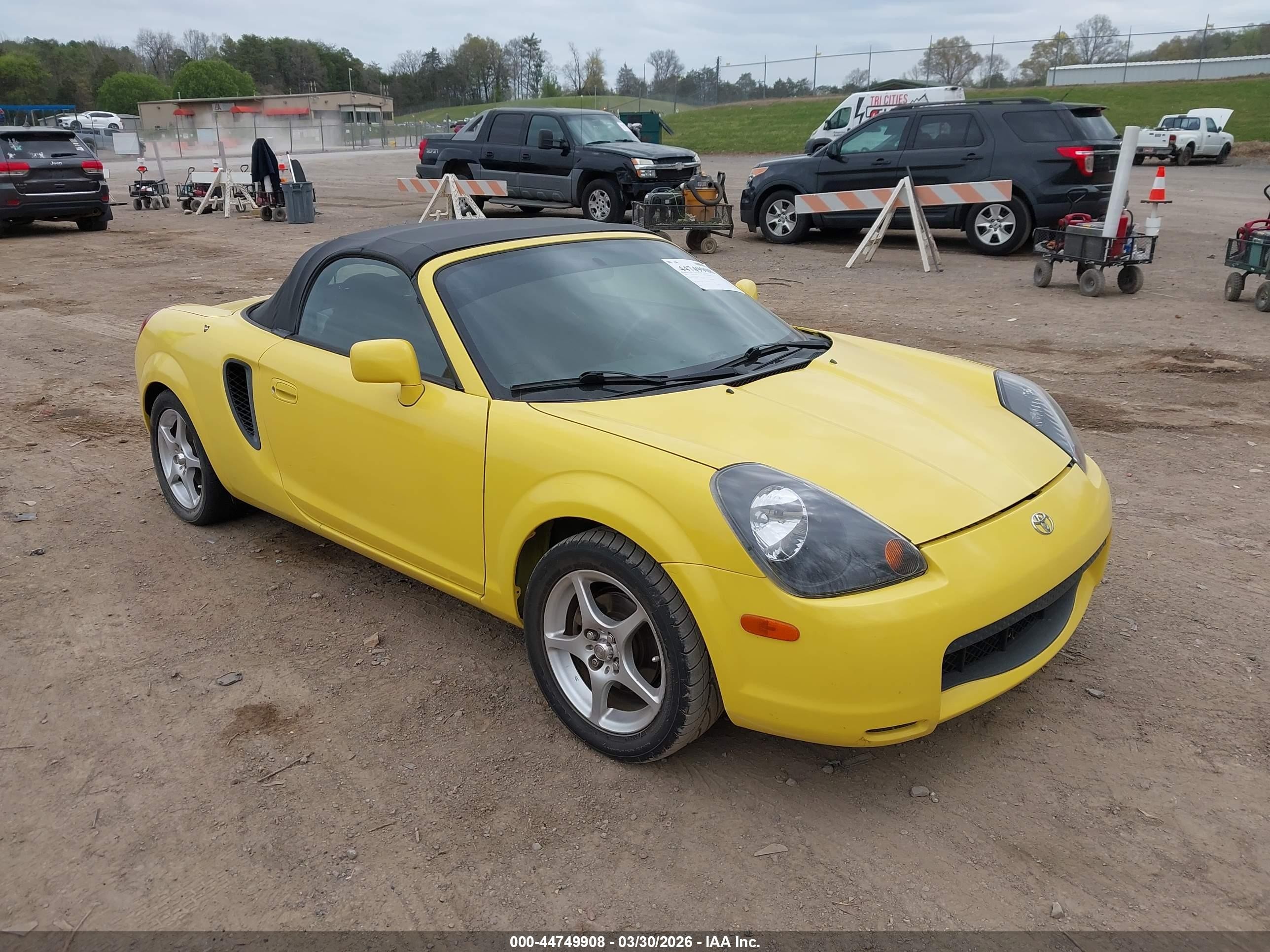 2002 Toyota Mr2 Spyder   Yellow vin: JTDFR320920044502