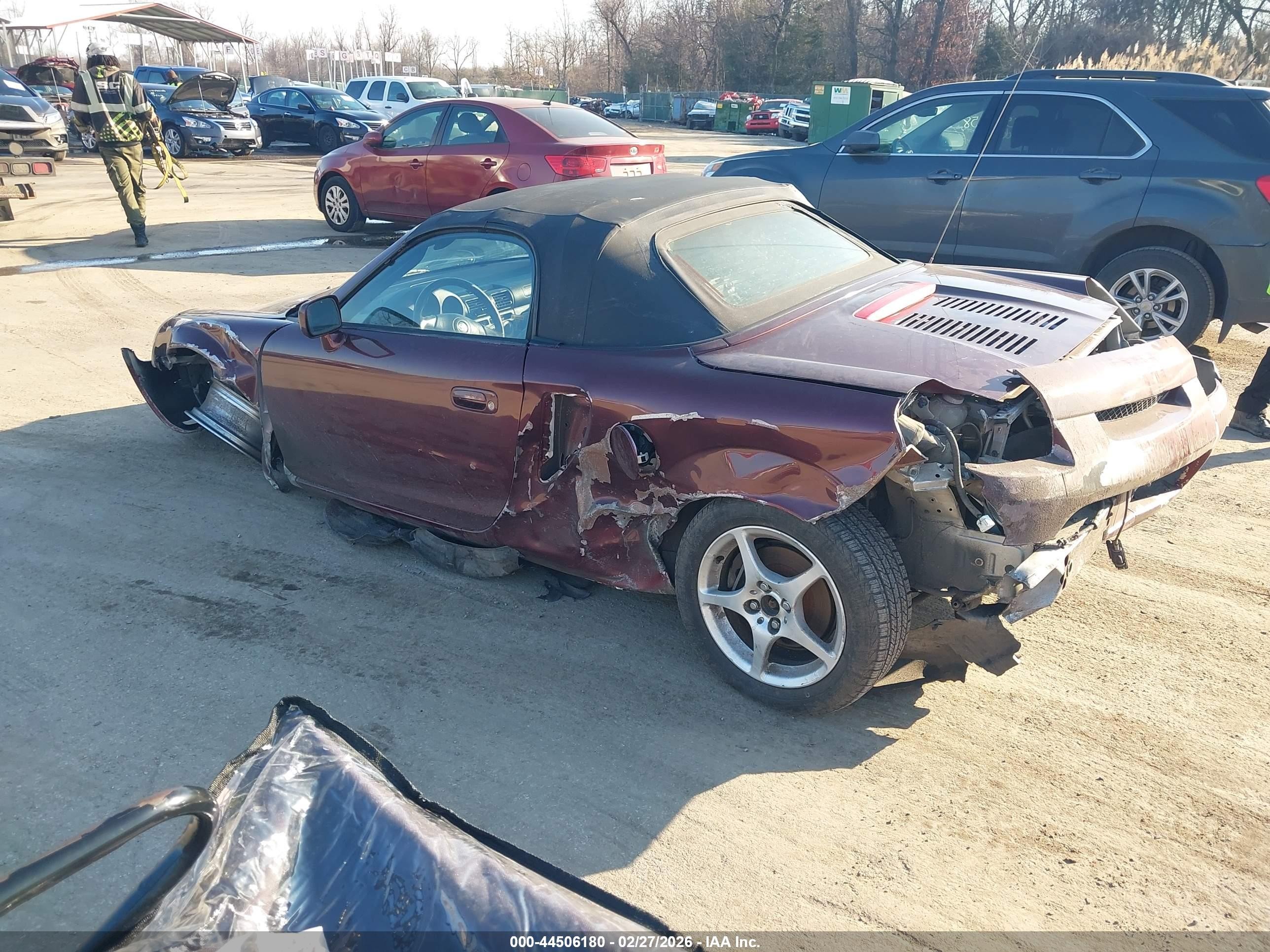 2002 Toyota Mr2 Spyder   Maroon vin: JTDFR320920053376